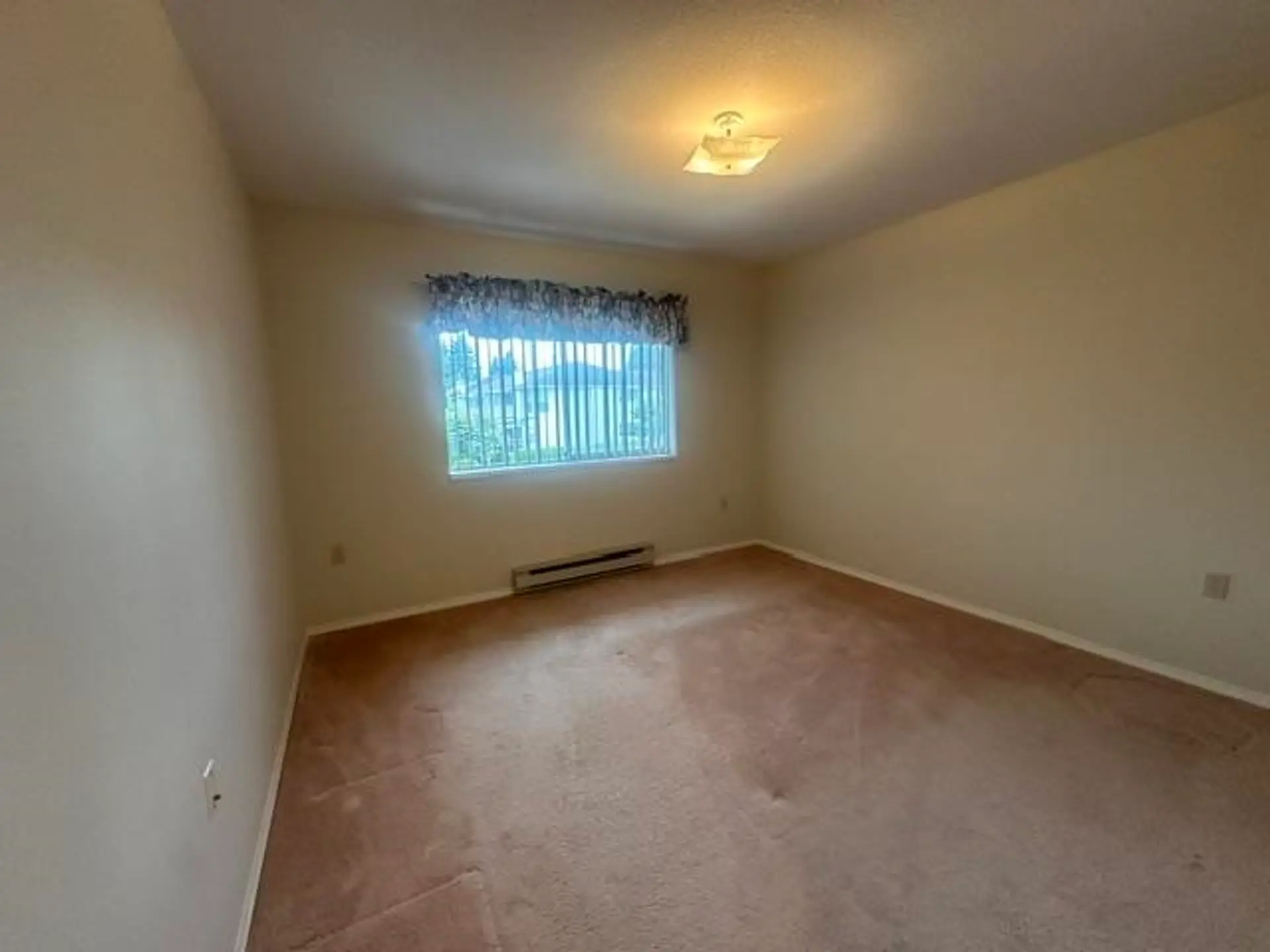 #12 2475 Emerson Street - Image 7