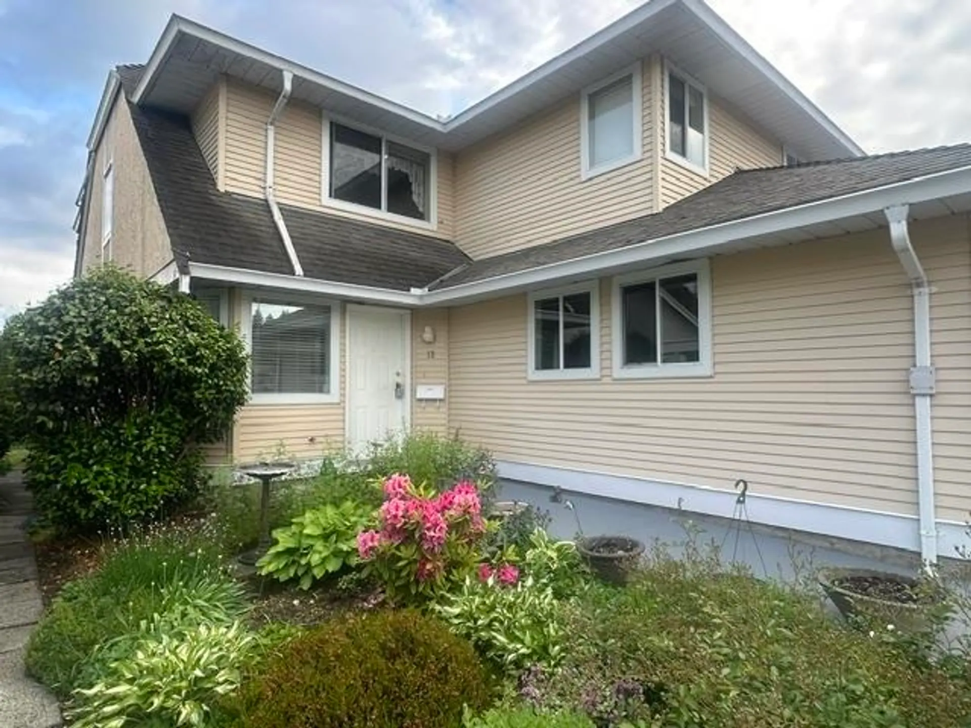 #12 2475 Emerson Street - Image 4