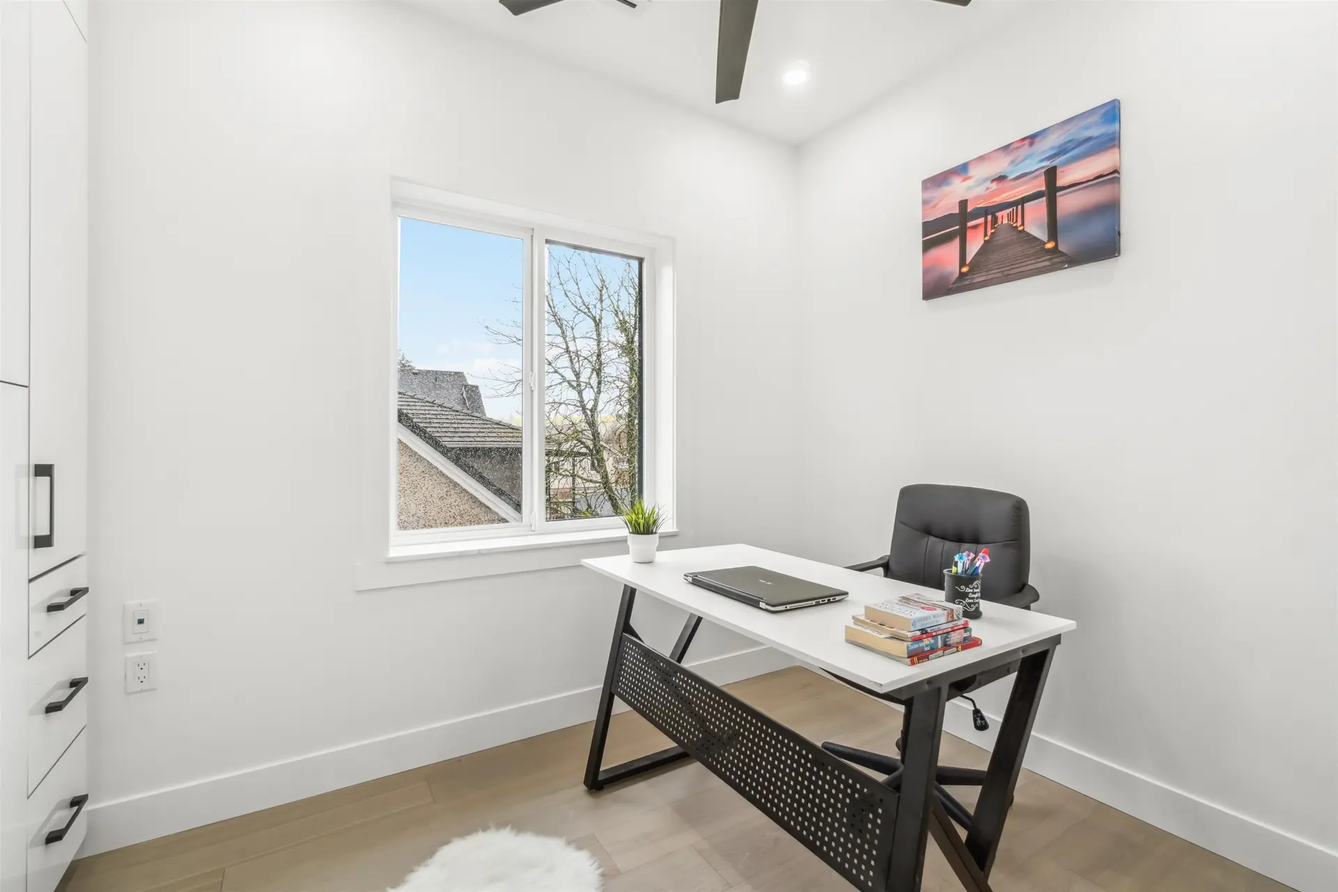 #1 5737 Clarendon Street - Image 16