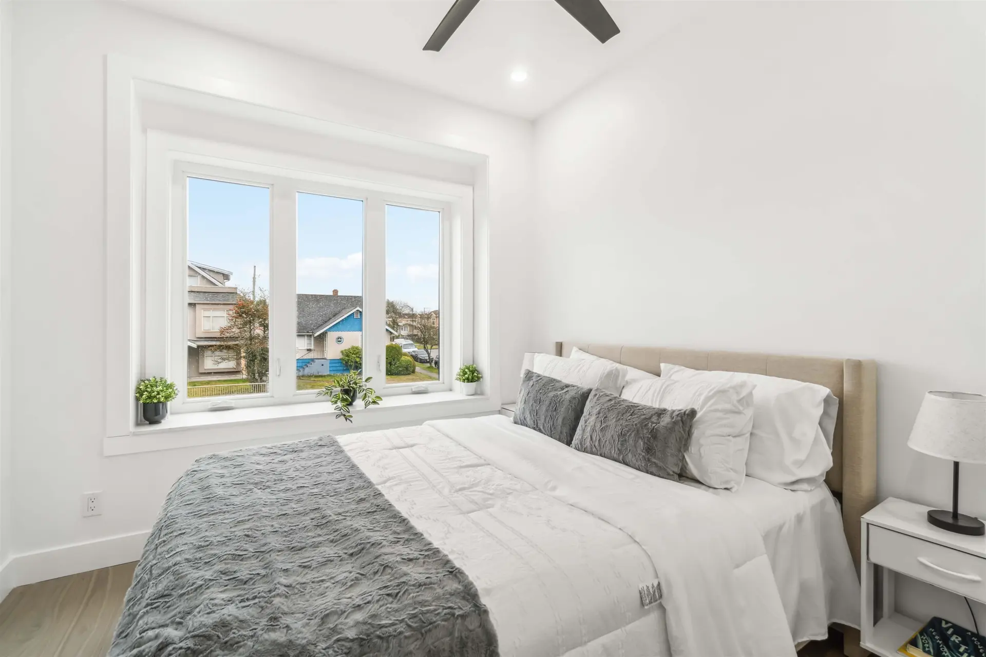 #1 5737 Clarendon Street - Image 18