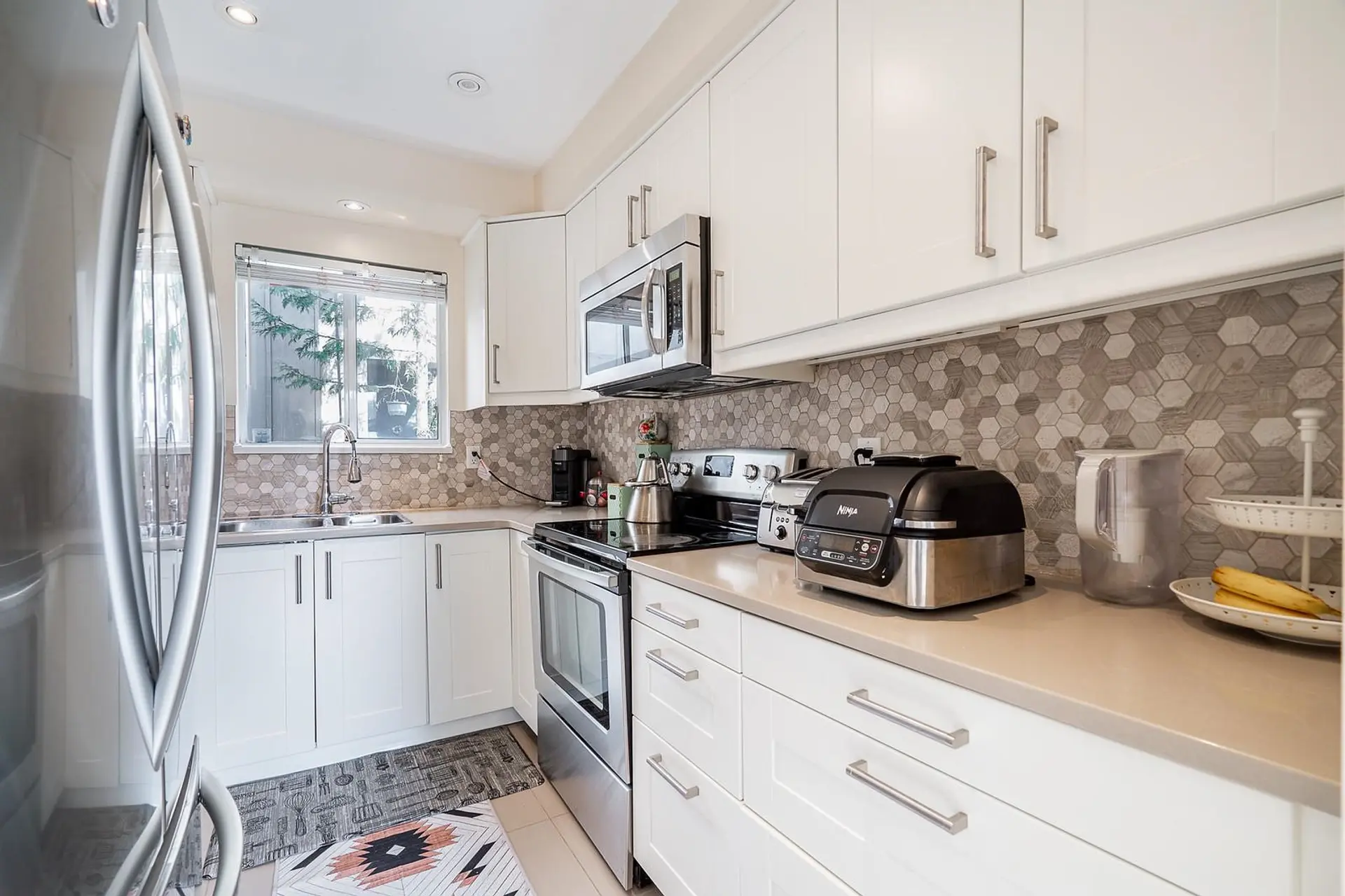 #42 900 W 17th Street - Image 10