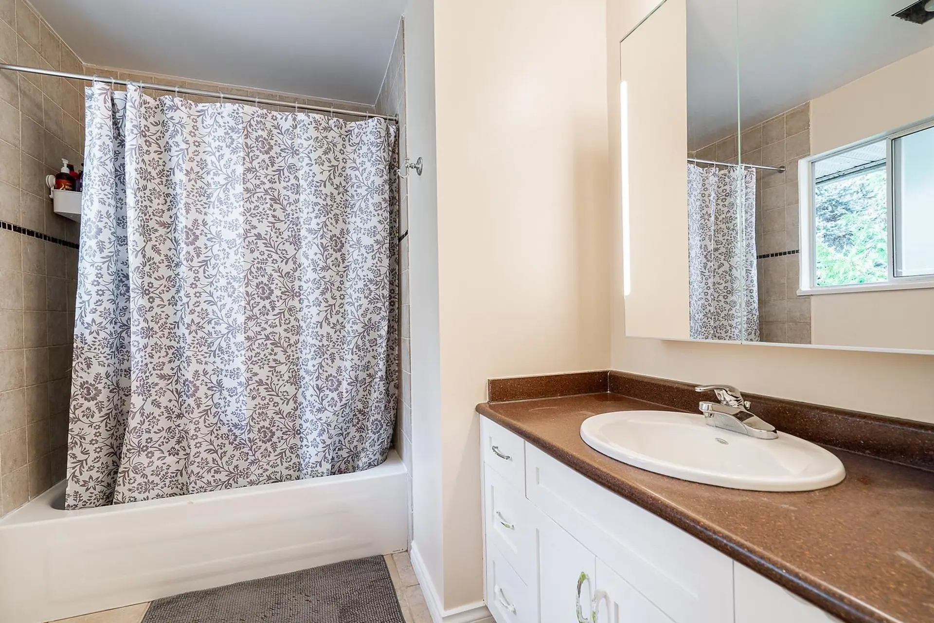 #42 900 W 17th Street - Image 18