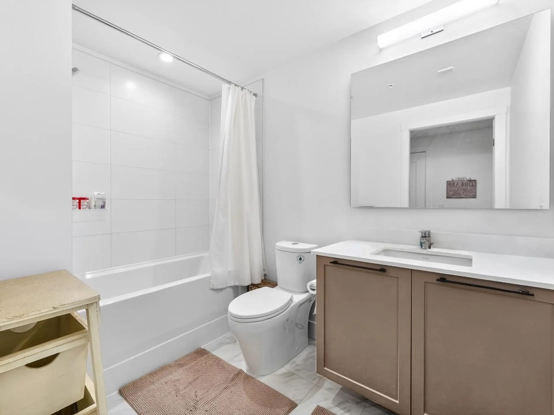 #202 8750 University Crescent - Image 16