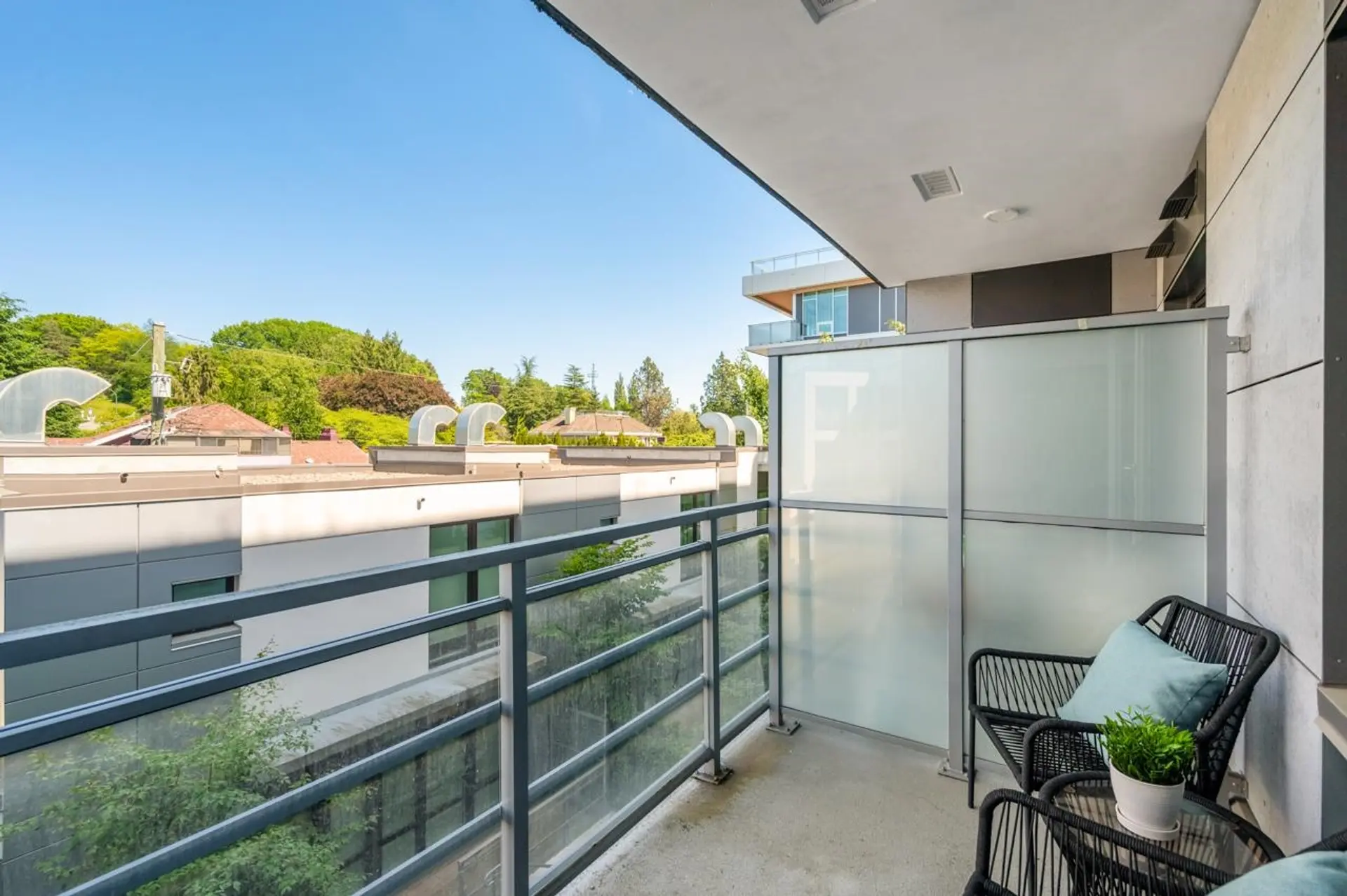 #302 4932 Cambie Street - Image 15