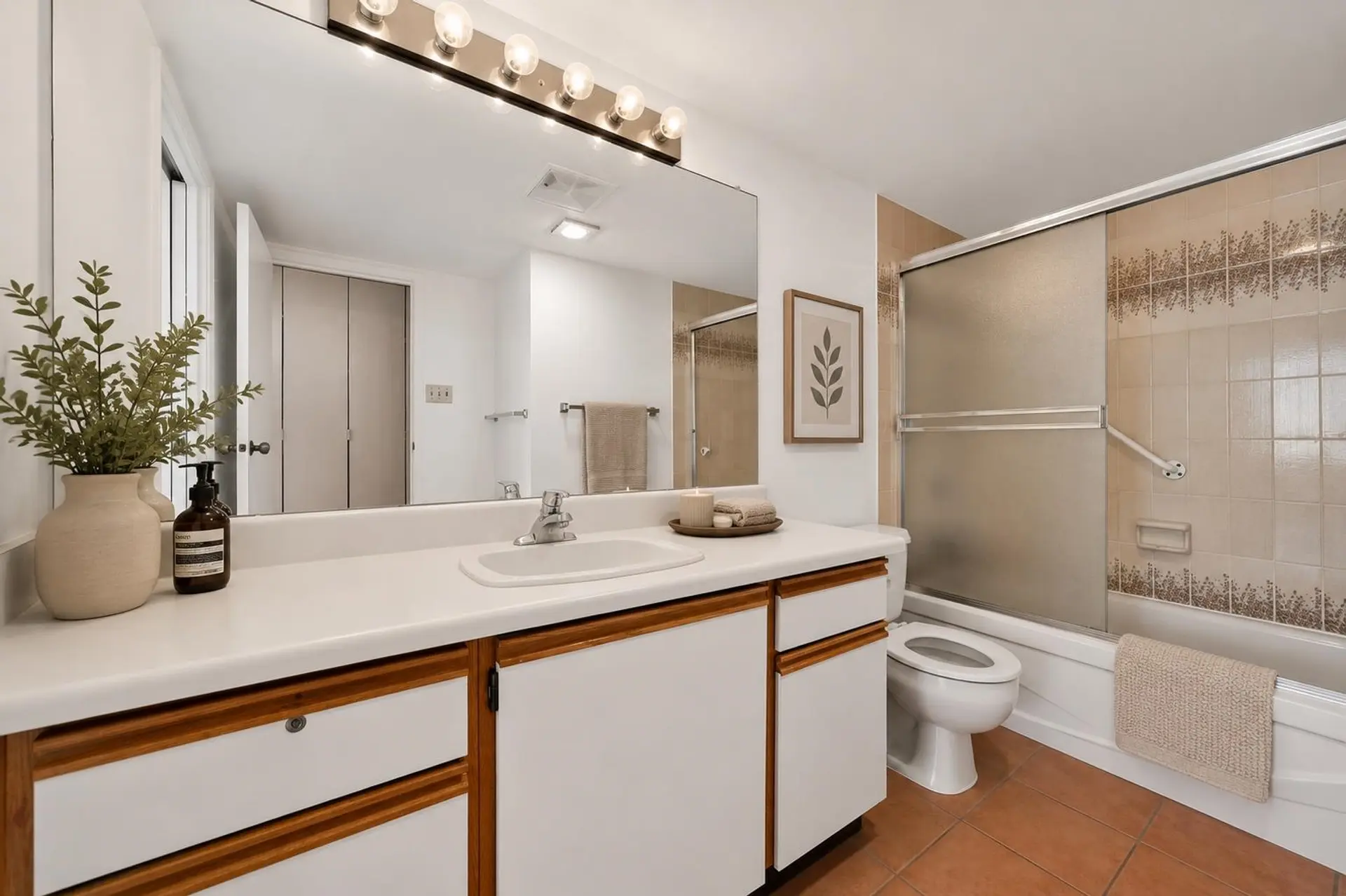 #2105 6540 Burlington Avenue - Image 13