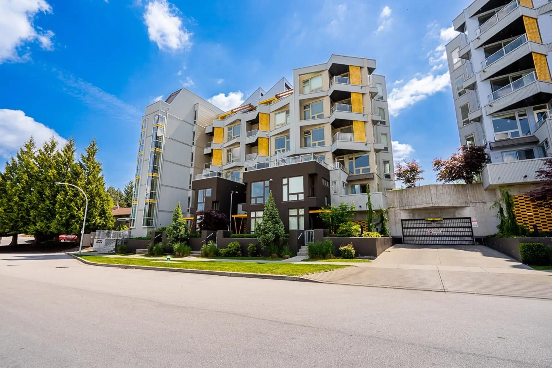 #609 32838 Landeau Place - Image 20