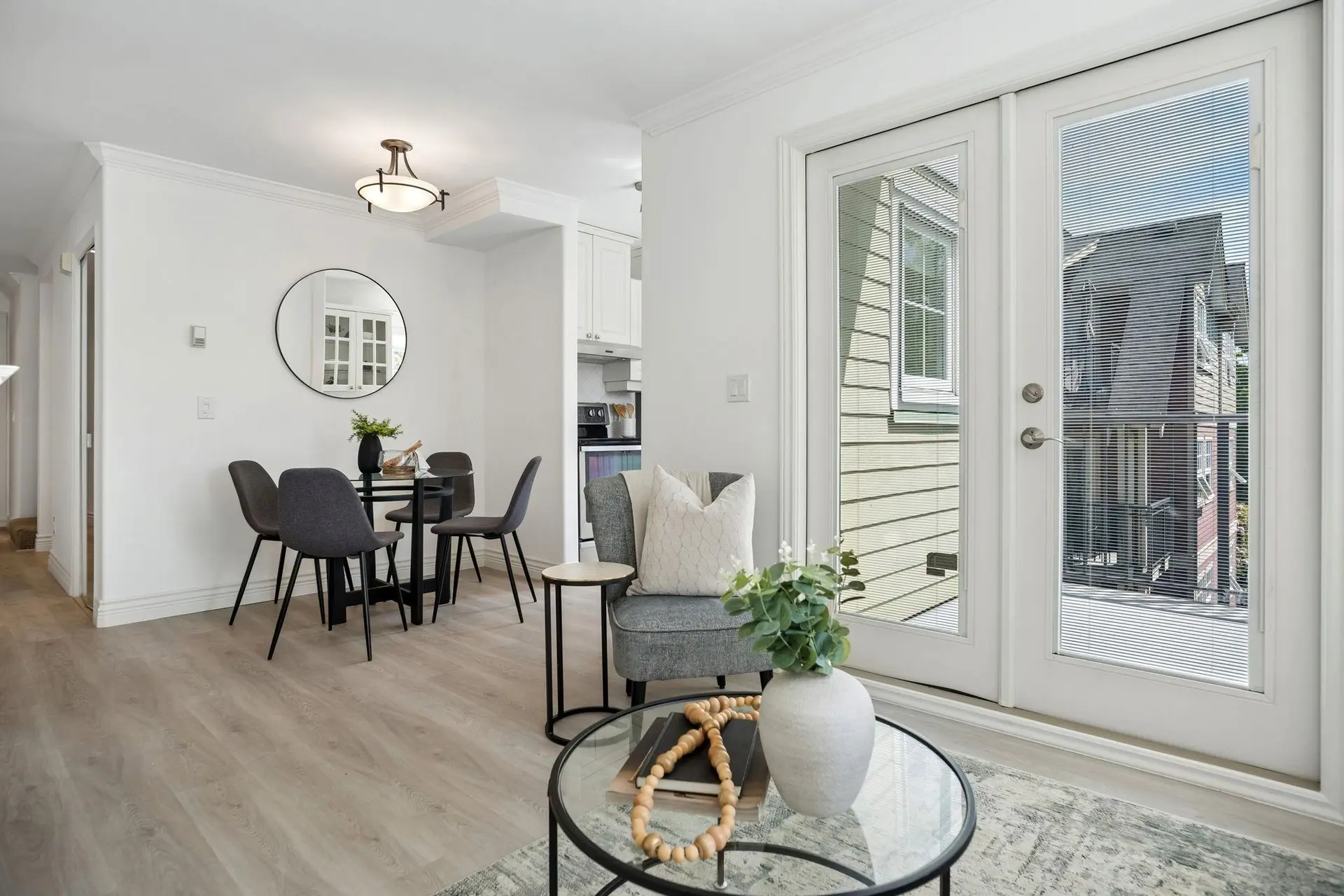 #305 962 W 16th Avenue - Image 6