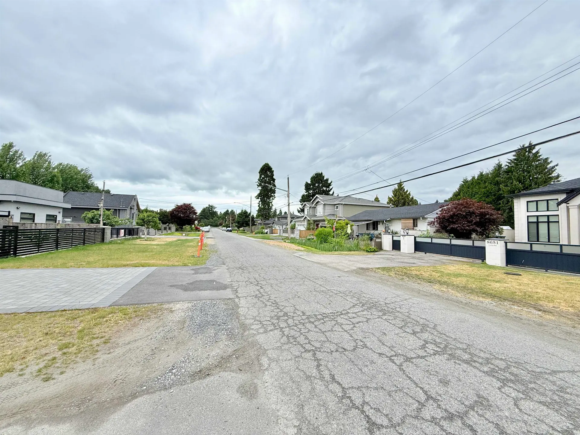 8631 Leslie Road - Image 14