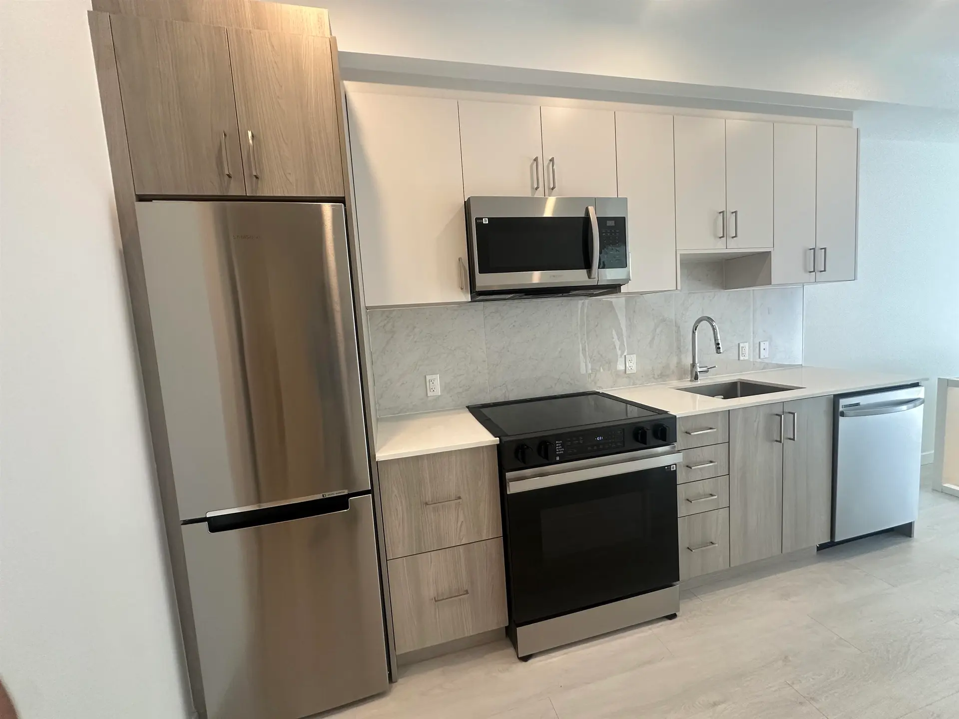 #W111 13838 108 Avenue - Image 3