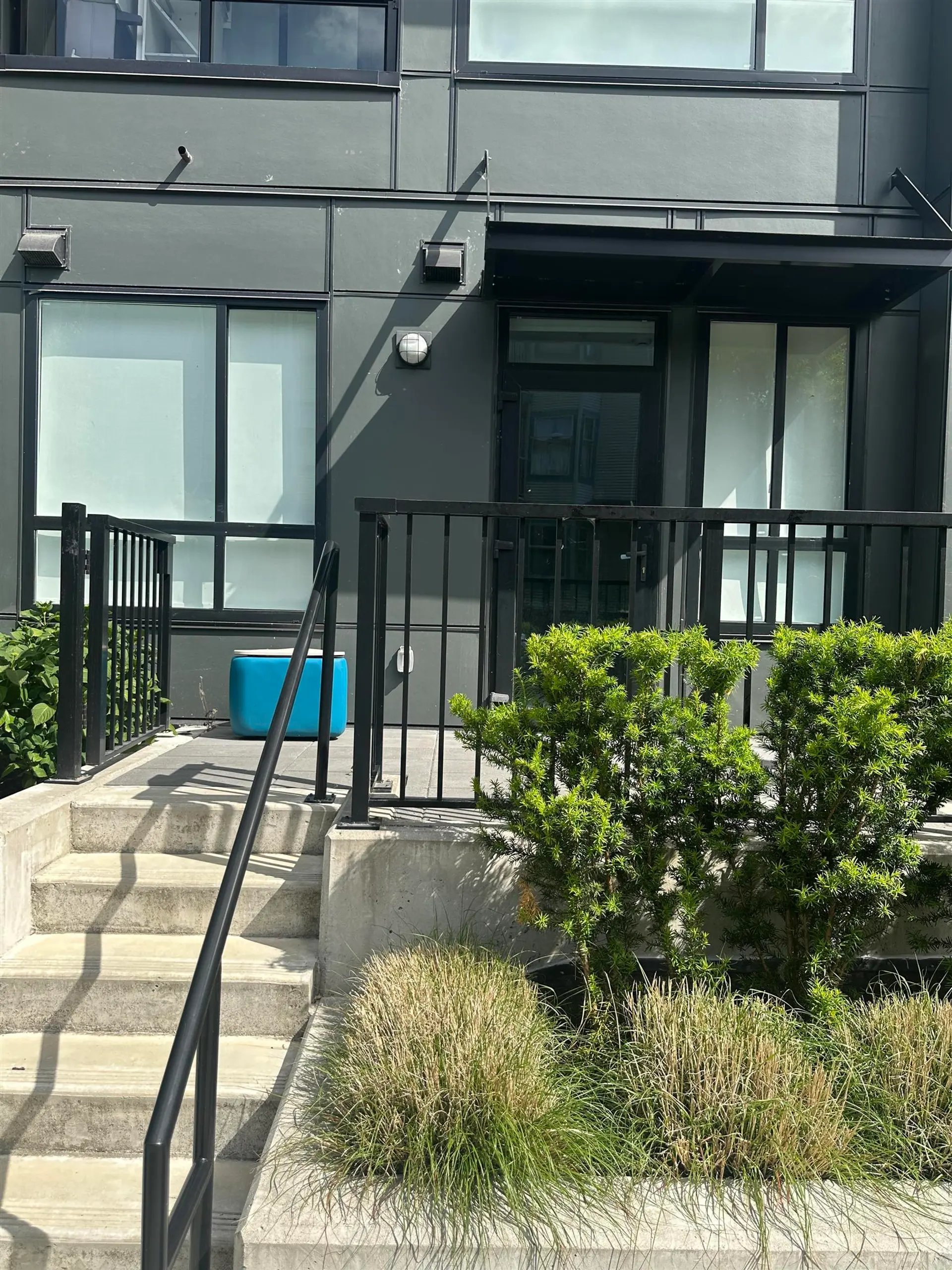#W111 13838 108 Avenue - Image 1