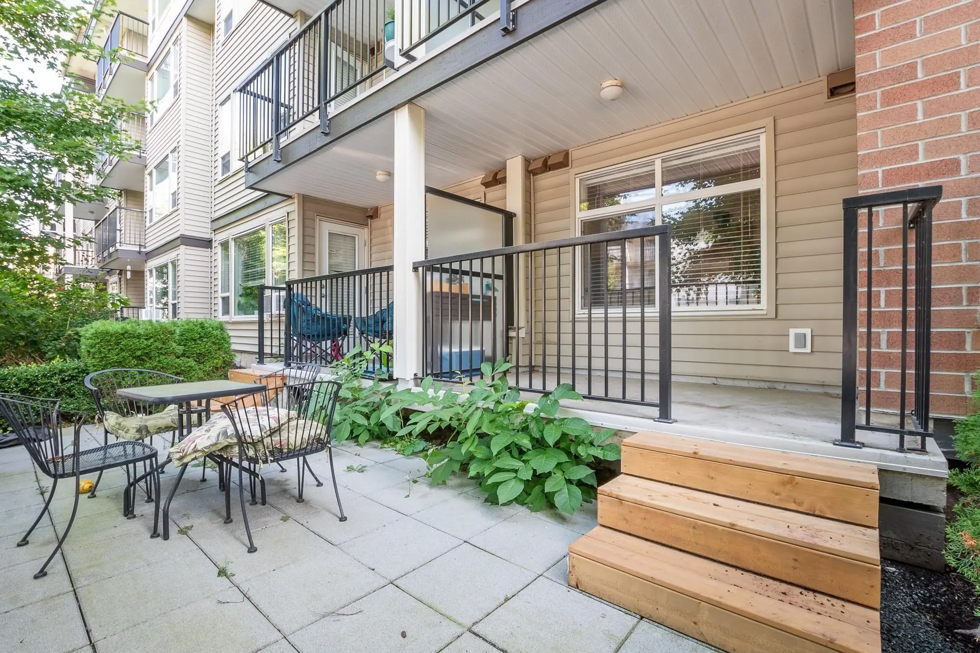 #109 46150 Bole Avenue - Image 1