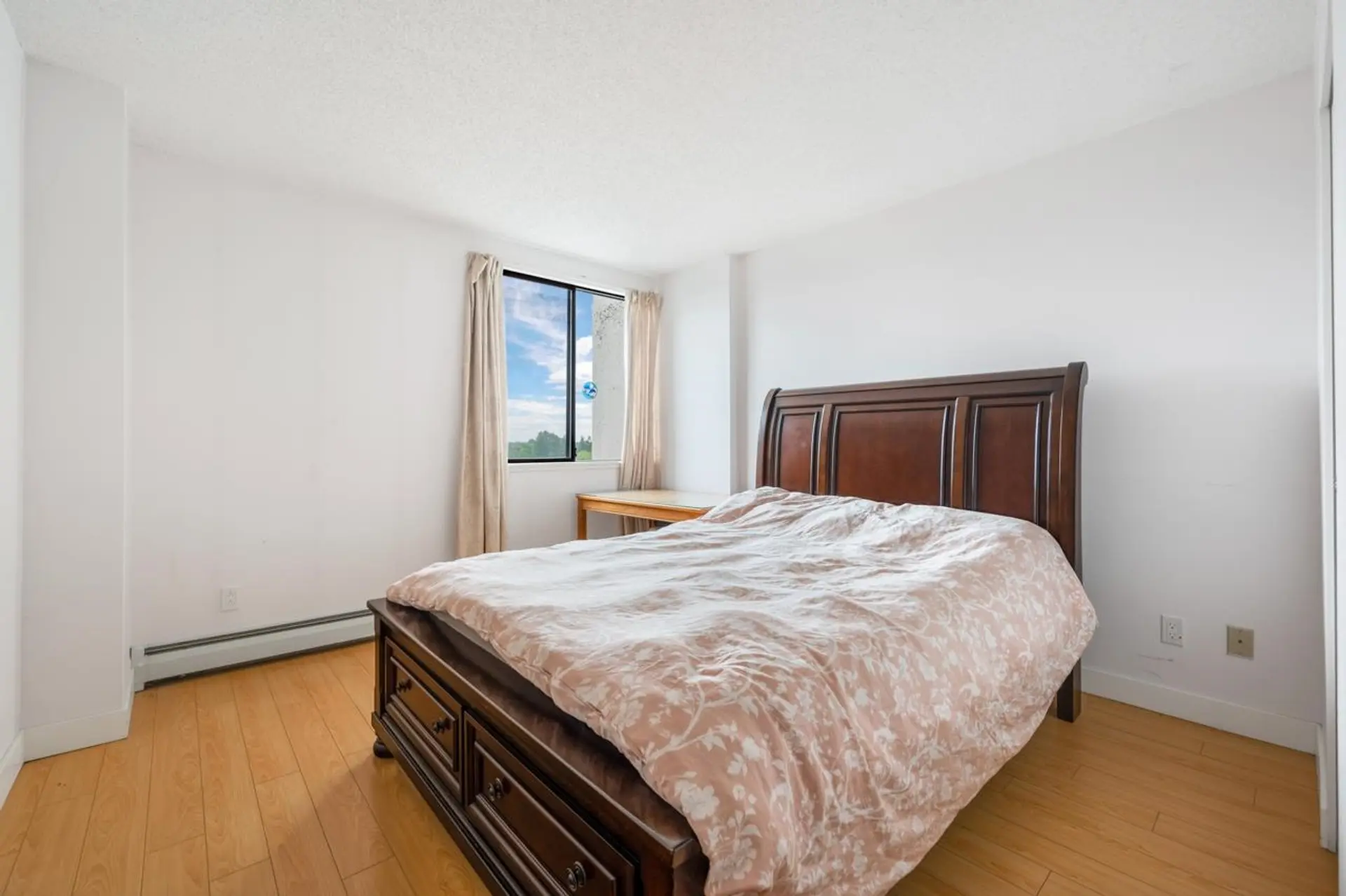 #901 7100 Gilbert Road - Image 6