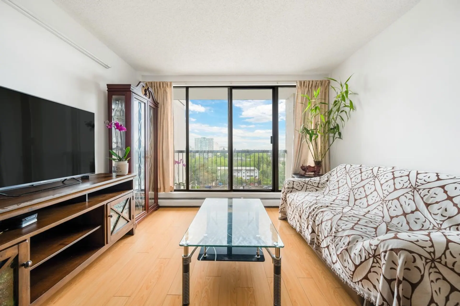 #901 7100 Gilbert Road - Image 13