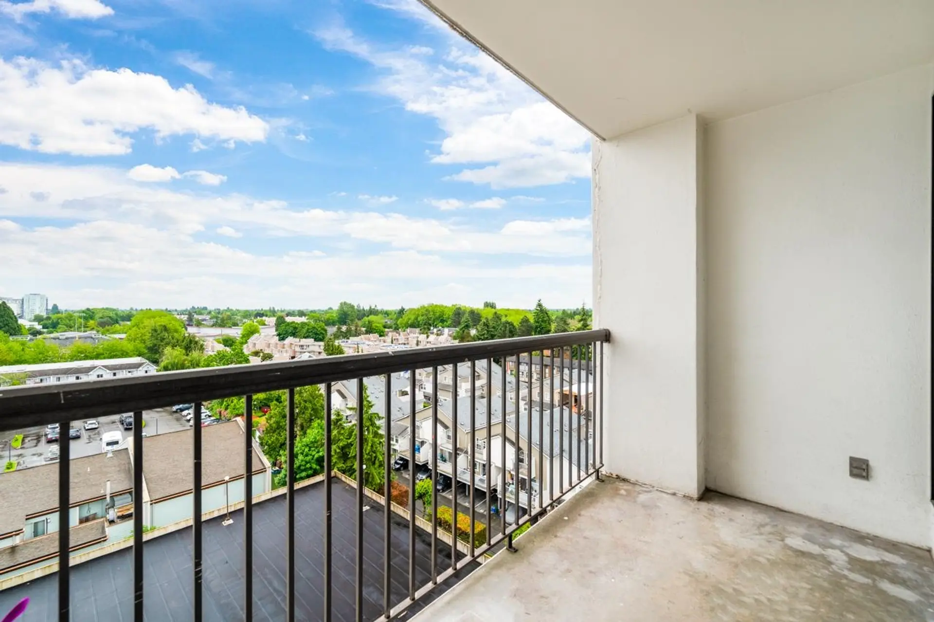 #901 7100 Gilbert Road - Image 17