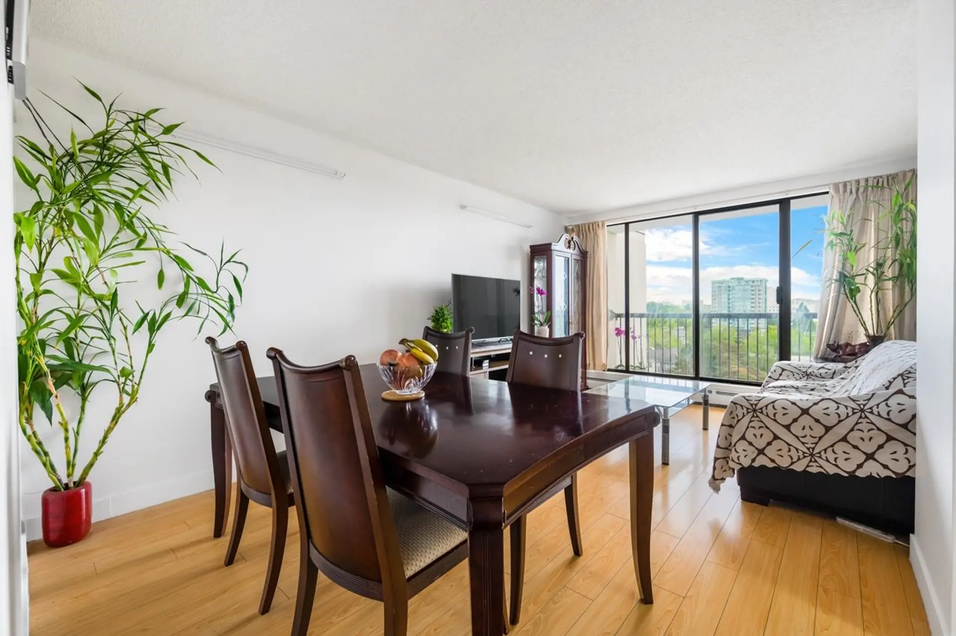 #901 7100 Gilbert Road - Image 11