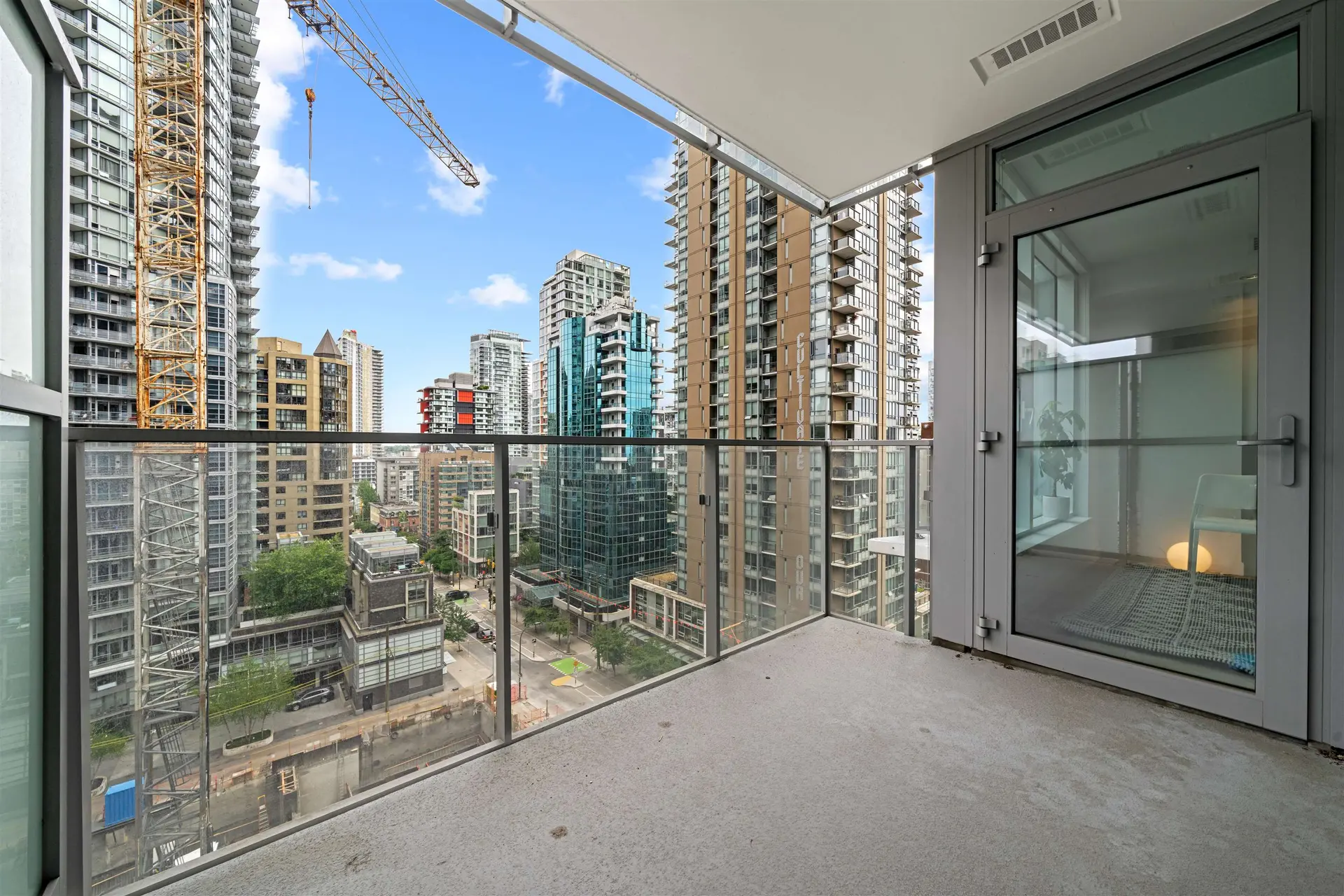 #1009 1289 Hornby Street - Image 12
