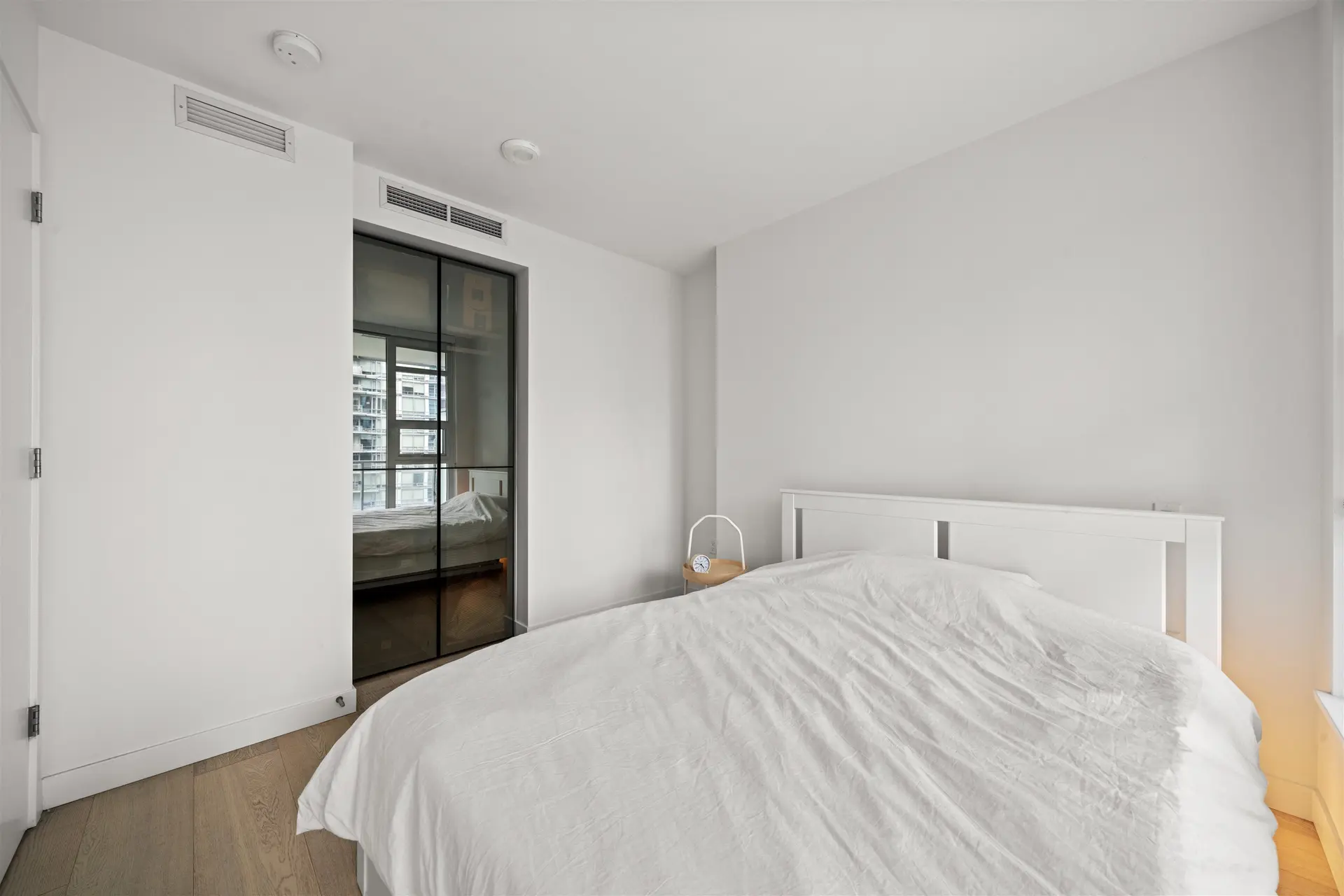 #1009 1289 Hornby Street - Image 9