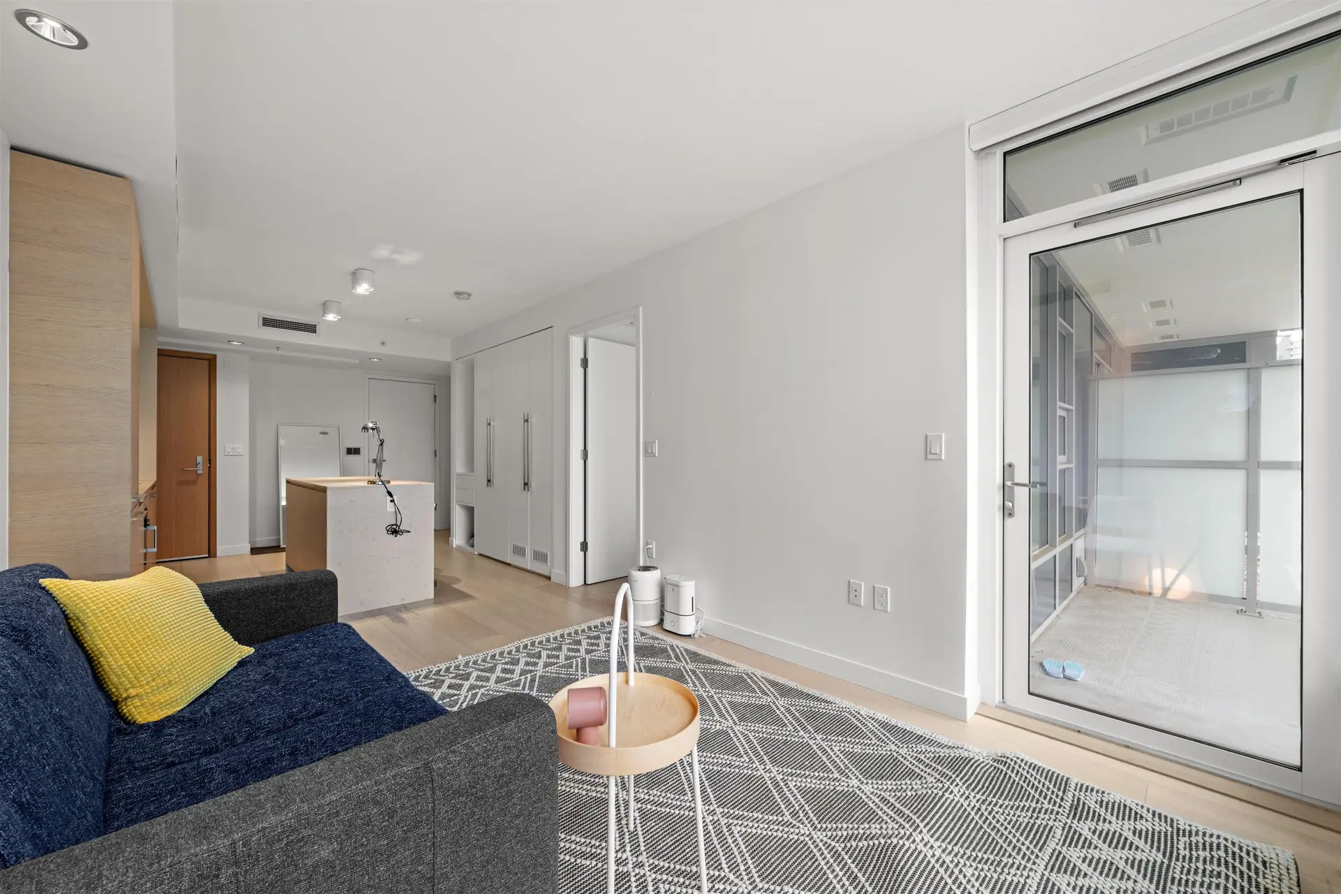 #1009 1289 Hornby Street - Image 4