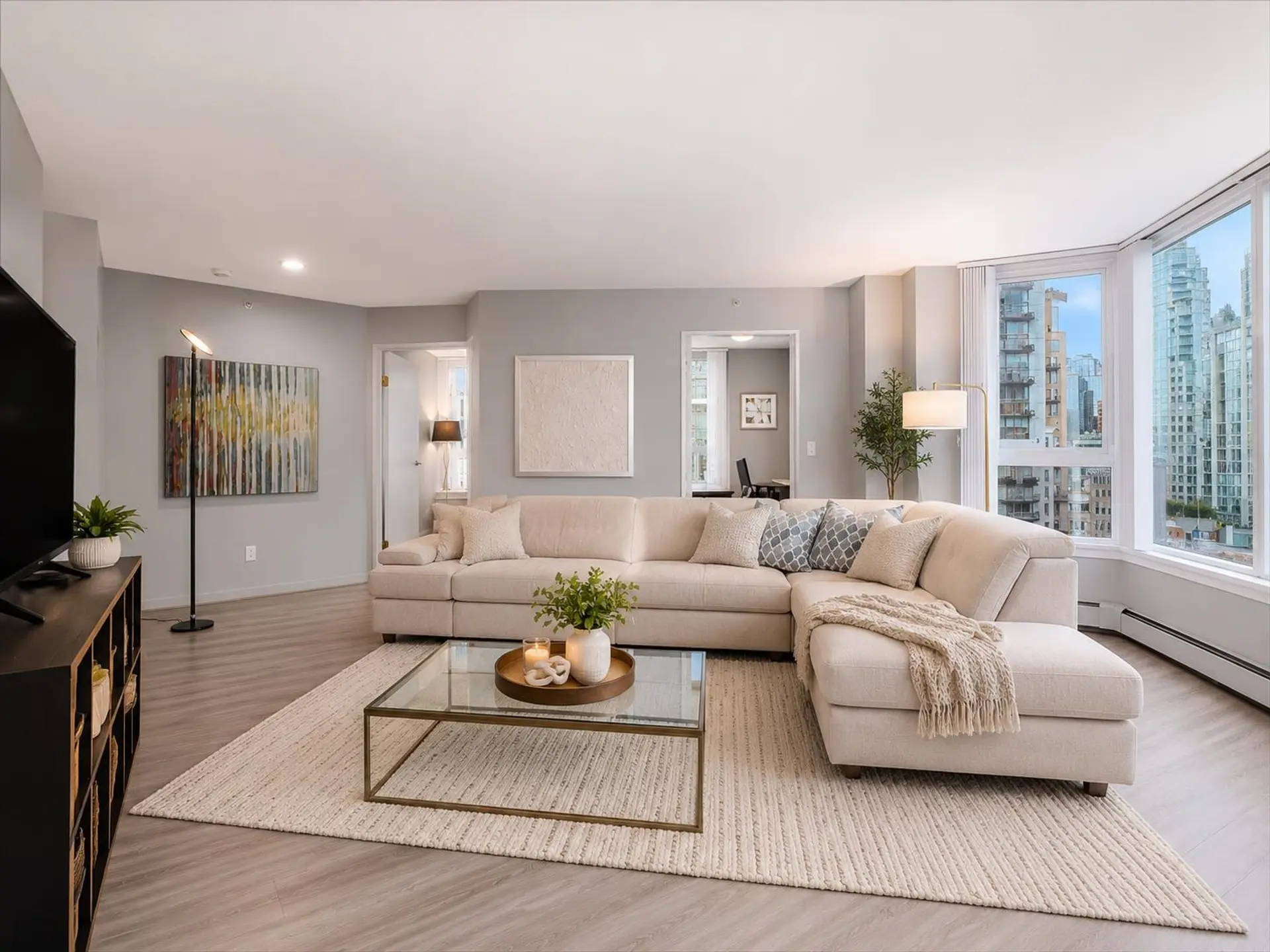 #1206 388 Drake Street - Image 2