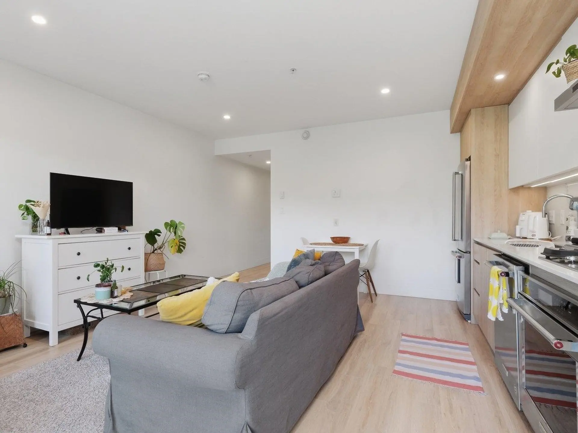 #414 38362 Buckley Avenue - Image 7