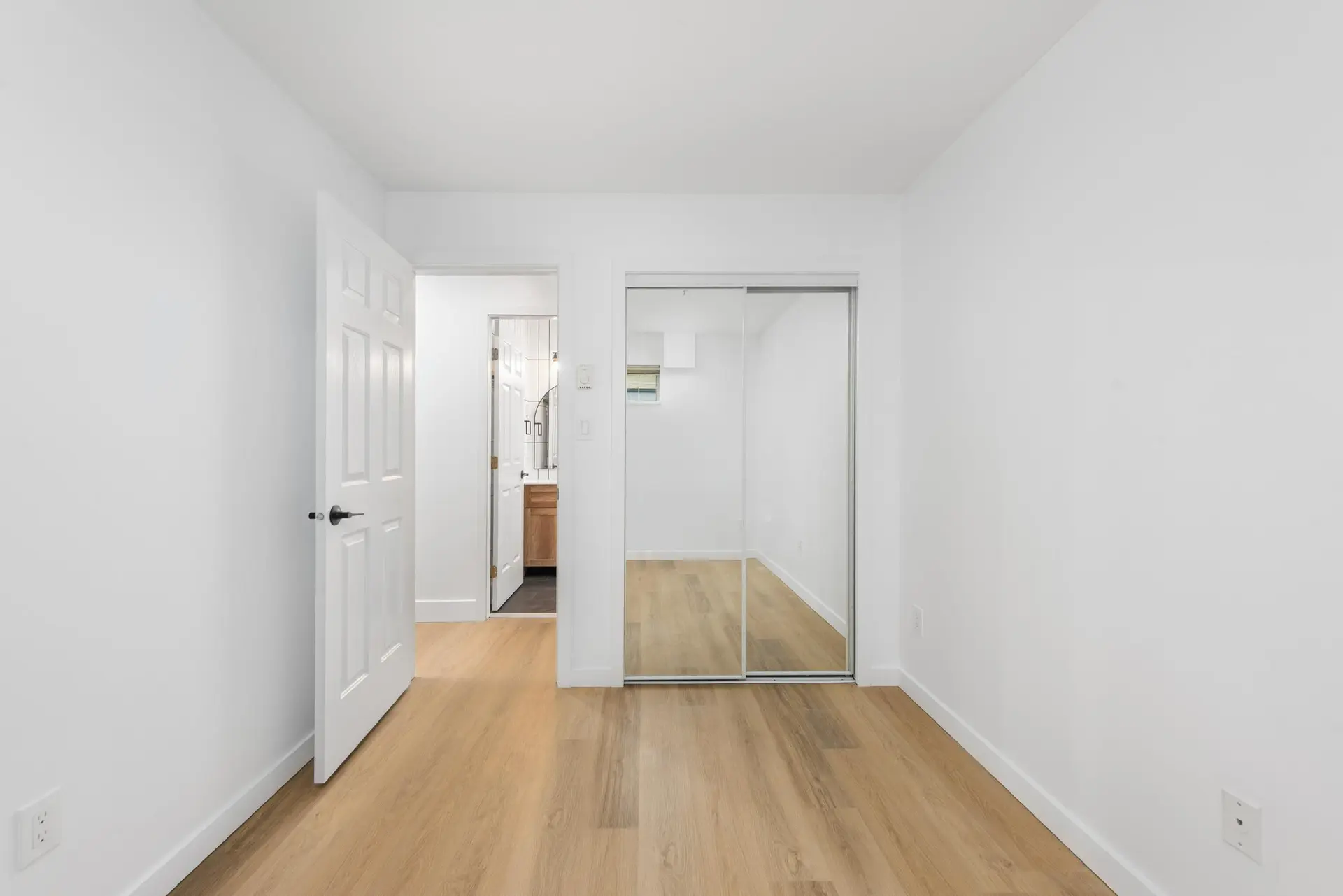 #318 2238 Kingsway - Image 9