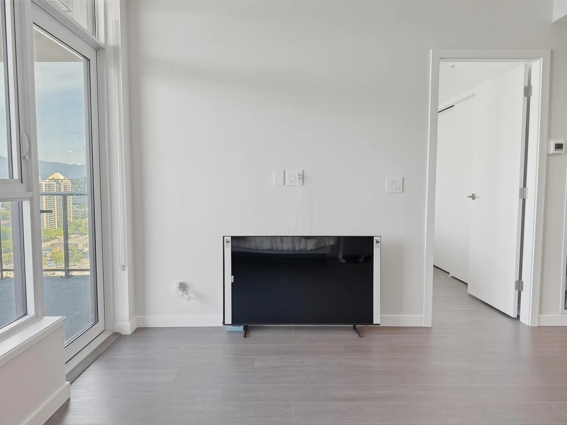 #2707 2108 Gilmore Avenue - Image 11