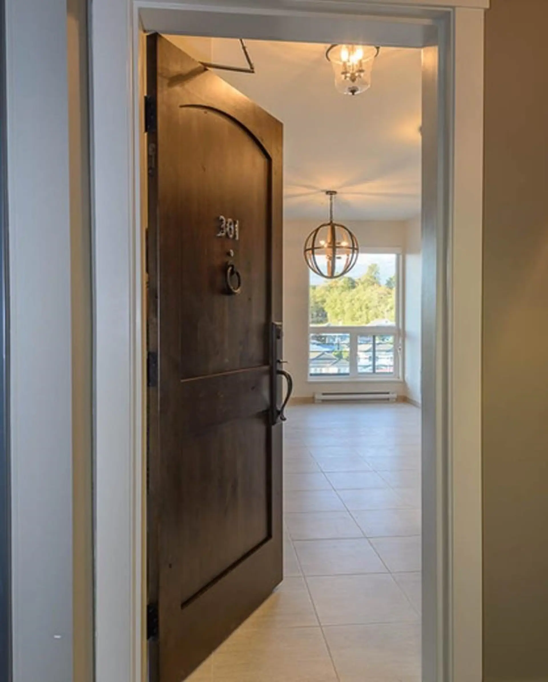 #301 4721 Hastings Street - Image 2