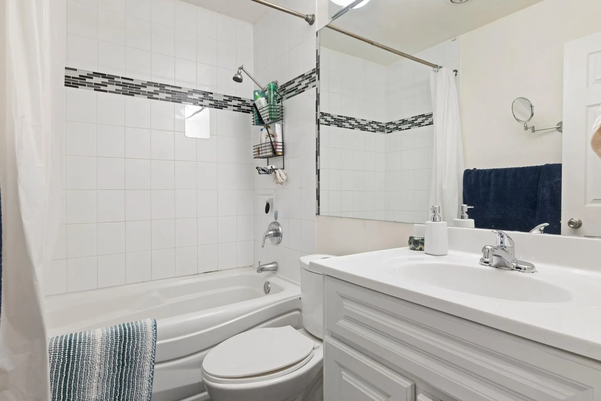 #305 175 E 4th Street - Image 10