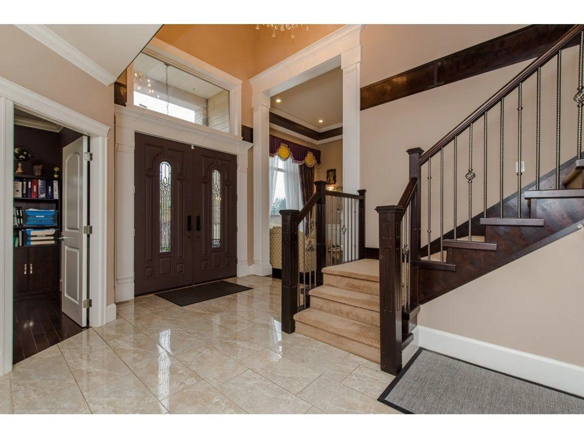 #11 3363 Horn Street - Image 2