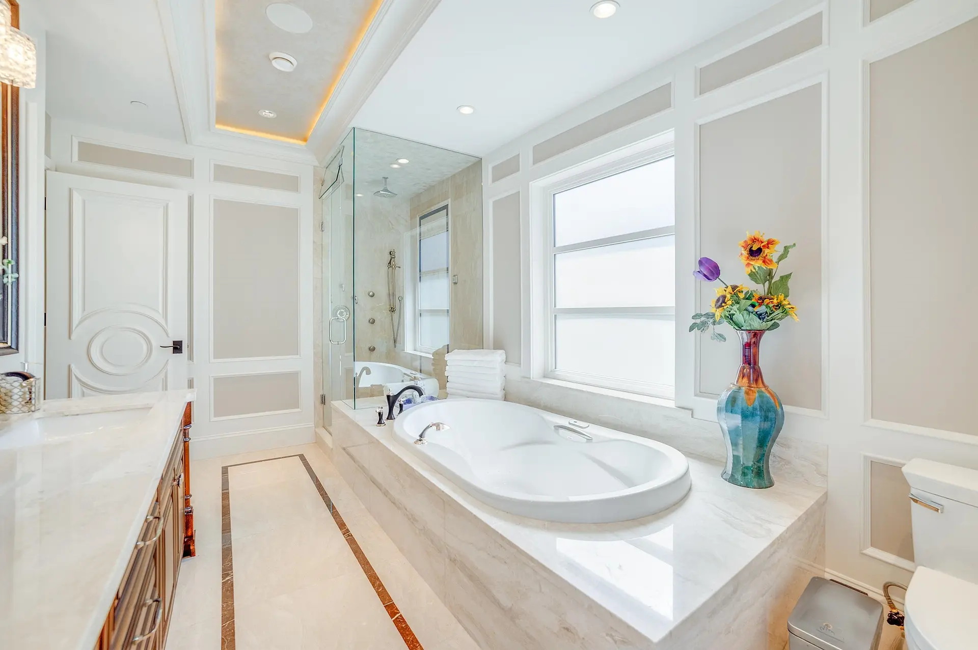 5989 Cartier Street - Image 11