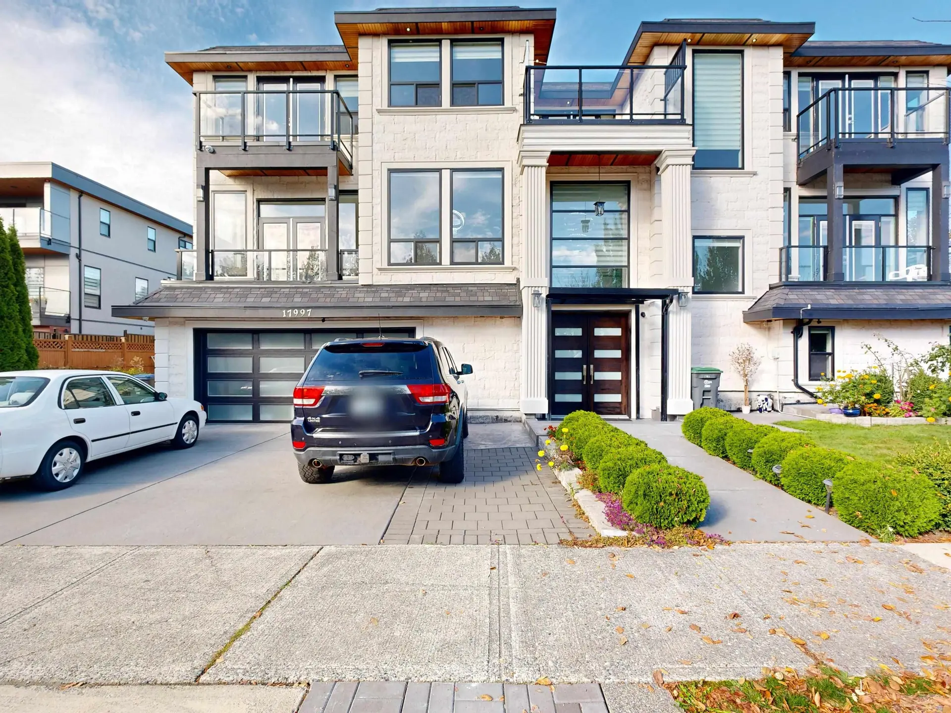 17997 56a Avenue - Image 2