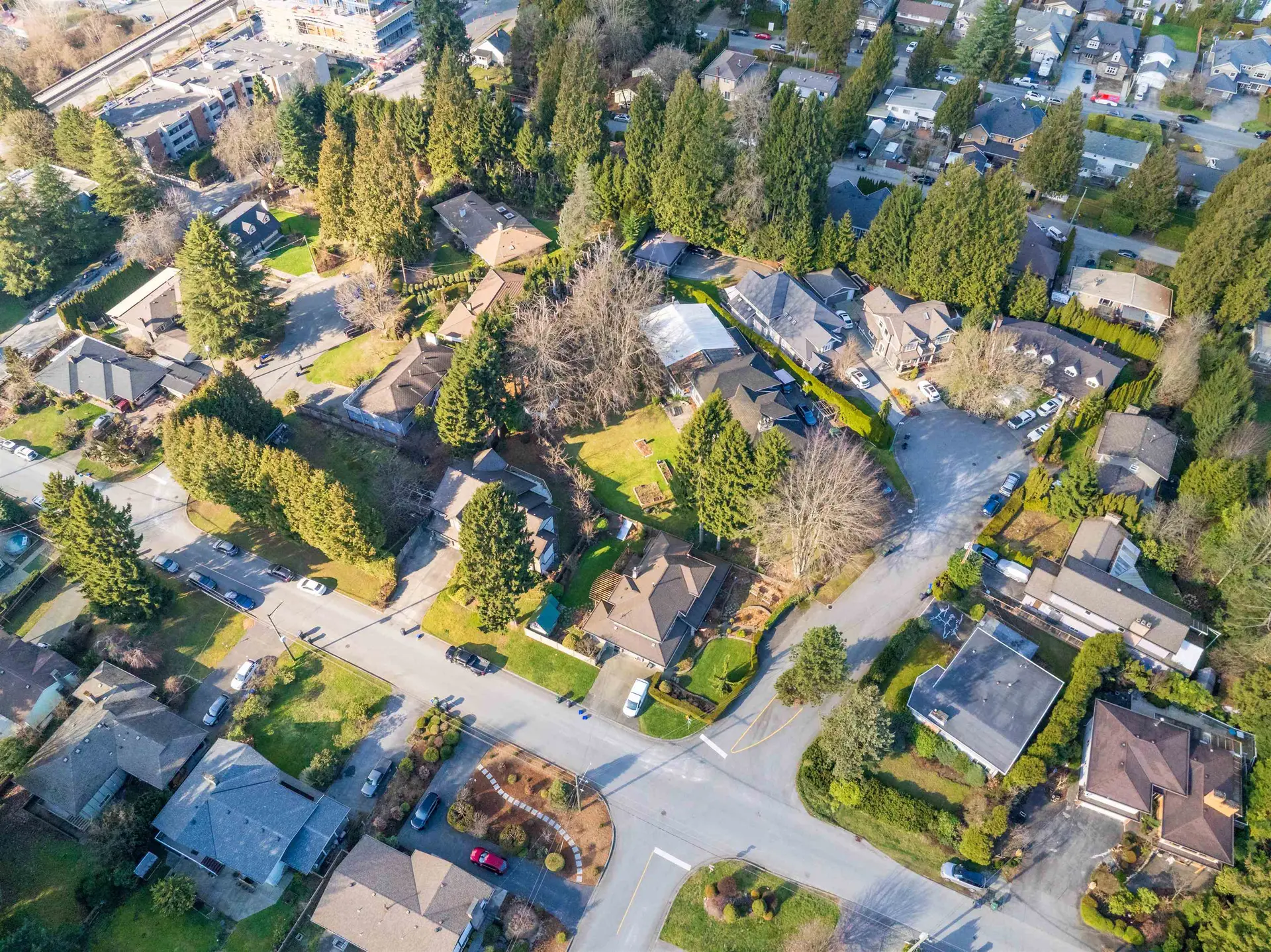 525 Perth Avenue - Image 14
