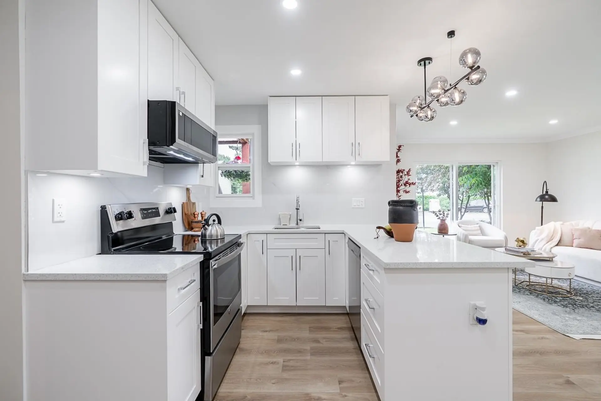 2520 Gordon Avenue - Image 3