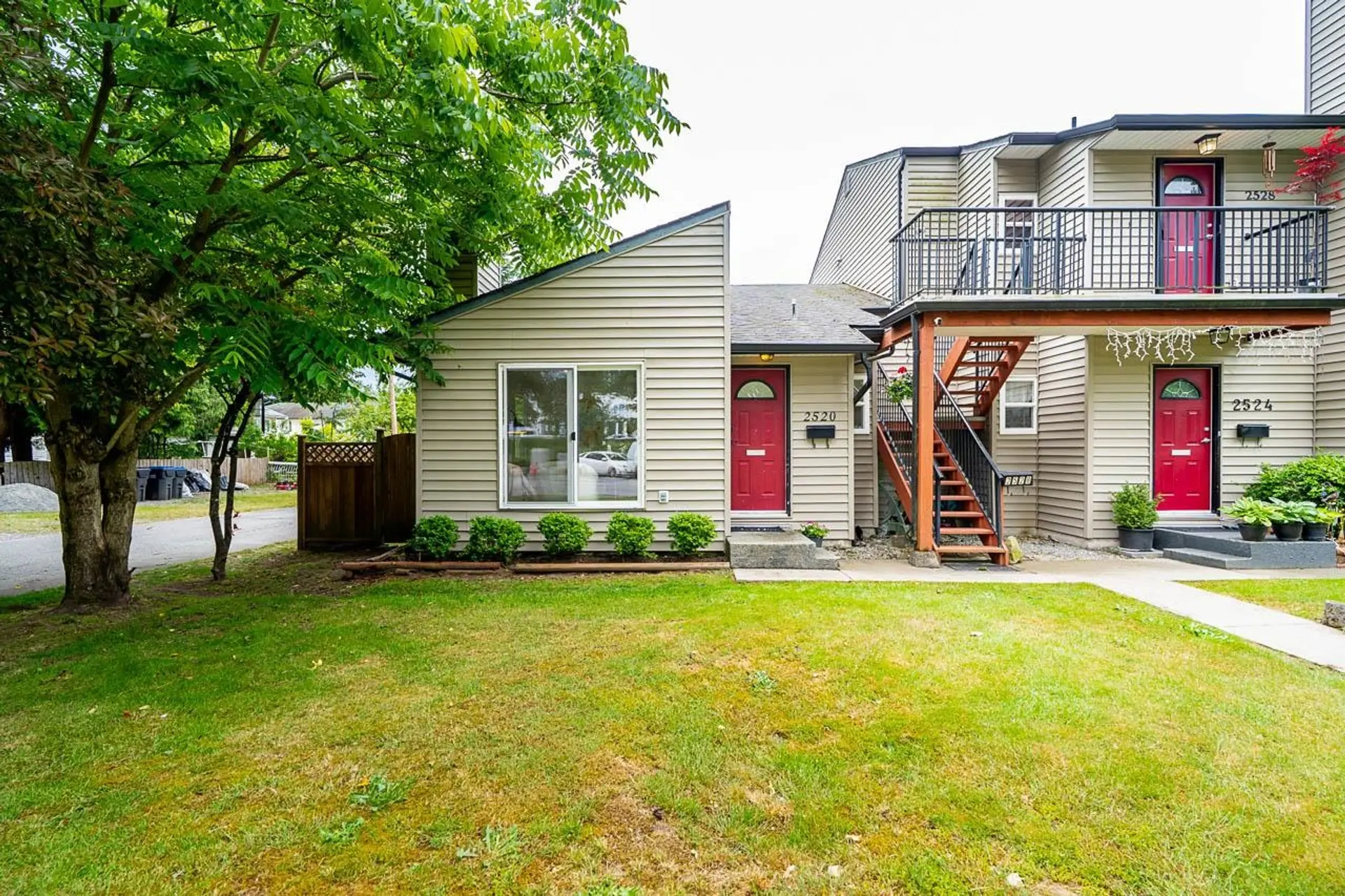 2520 Gordon Avenue - Image 11