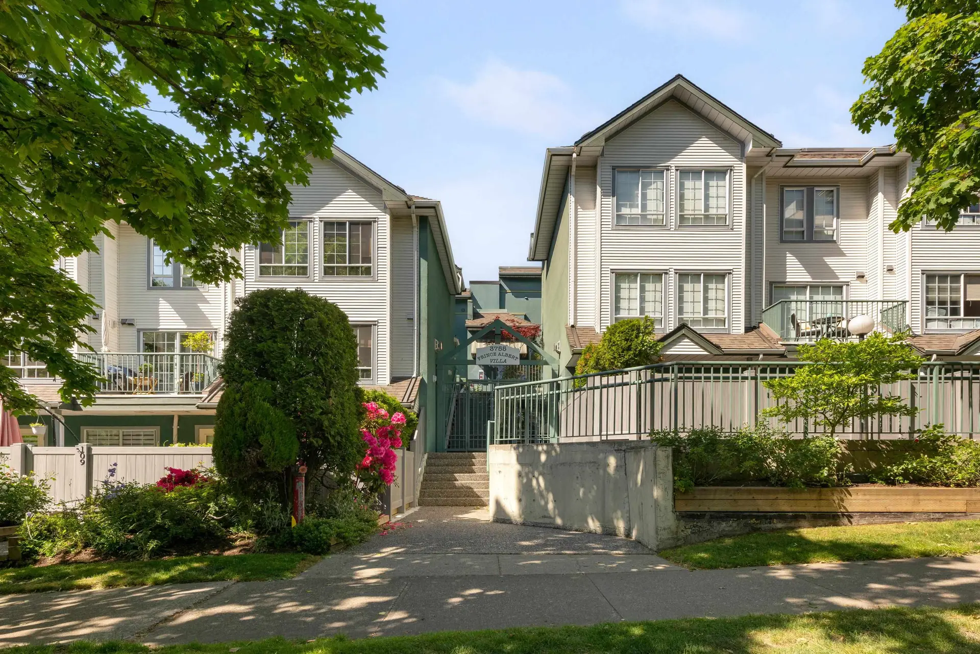#104 3755 Albert Street - Image 1