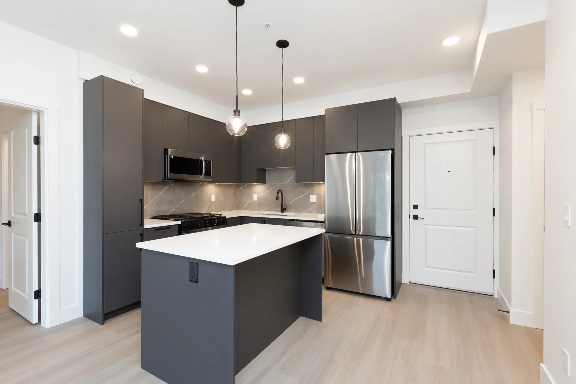 #314 3480 146a Street - Image 6