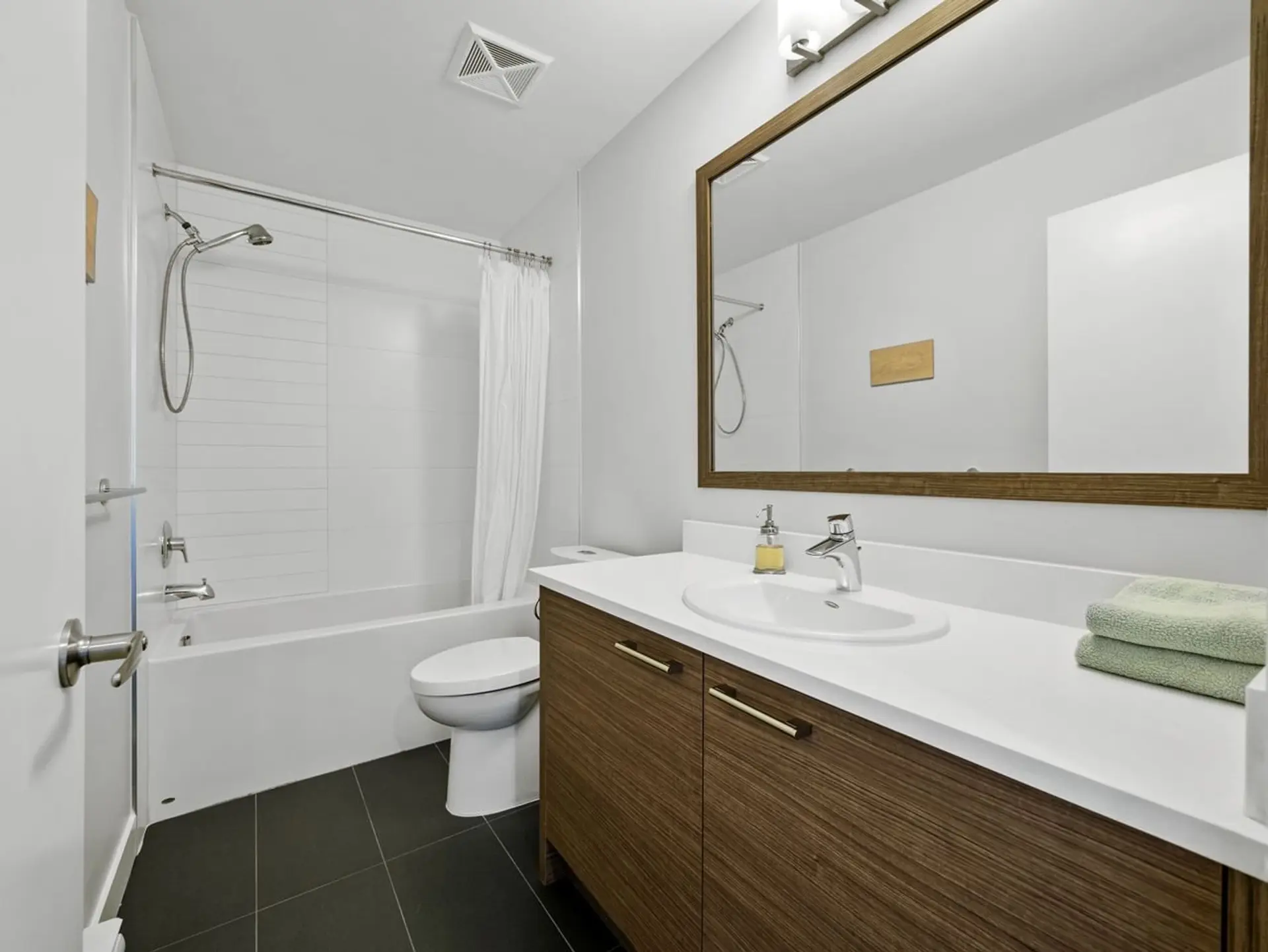 #205 875 Gibsons Way - Image 12
