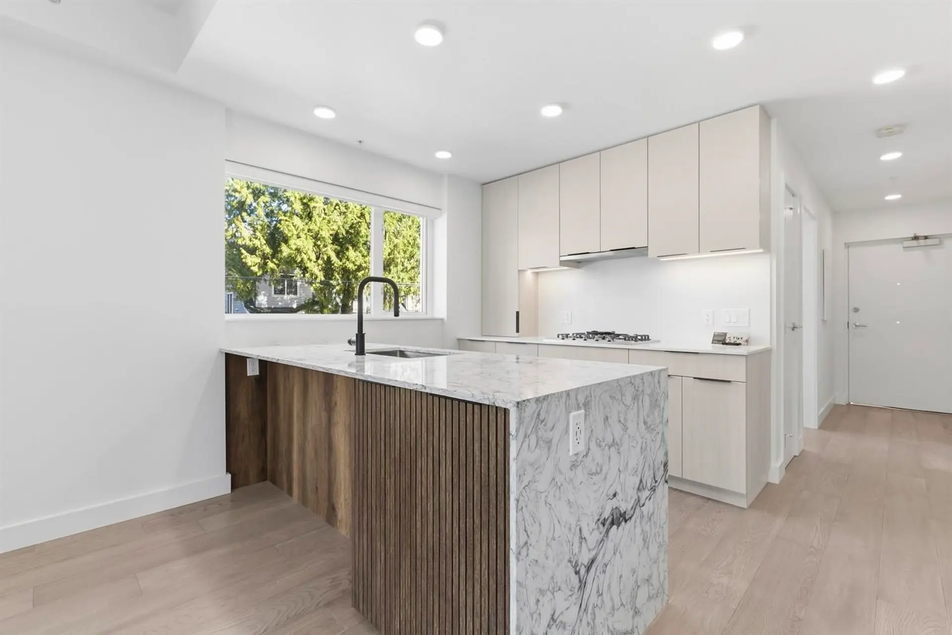 #201 3590 W 39th Avenue - Image 4