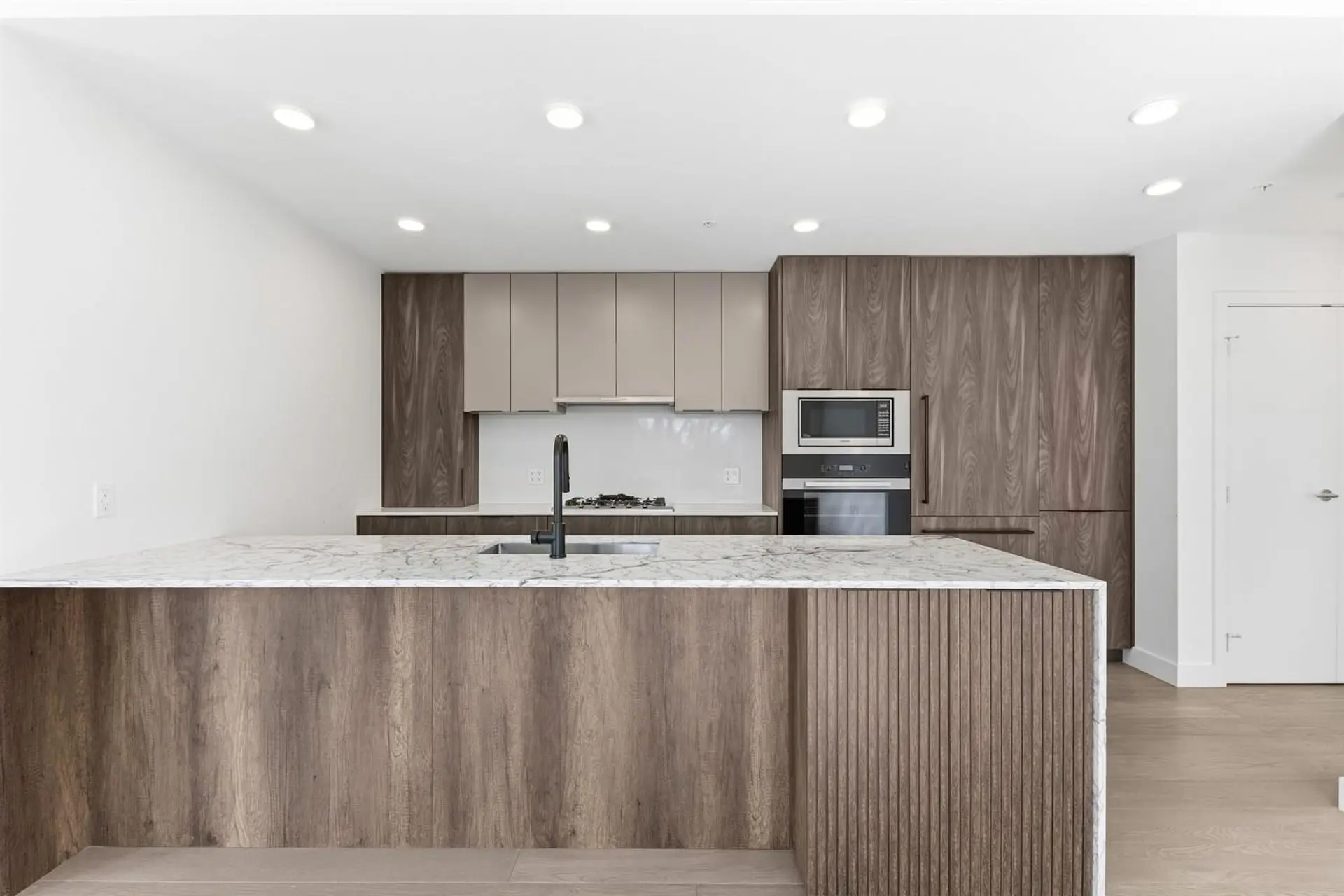 #206 3590 W 39th Avenue - Image 4
