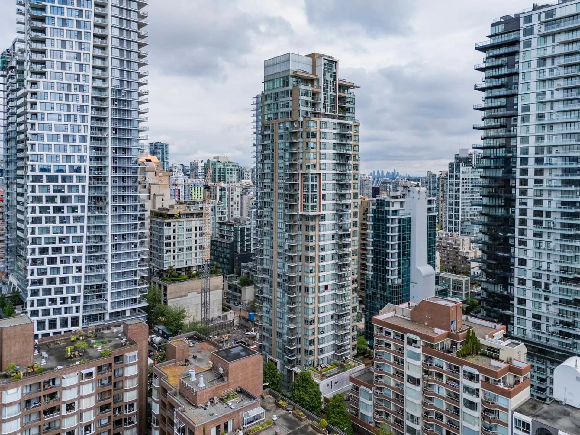#1601 1308 Hornby Street - Image 17