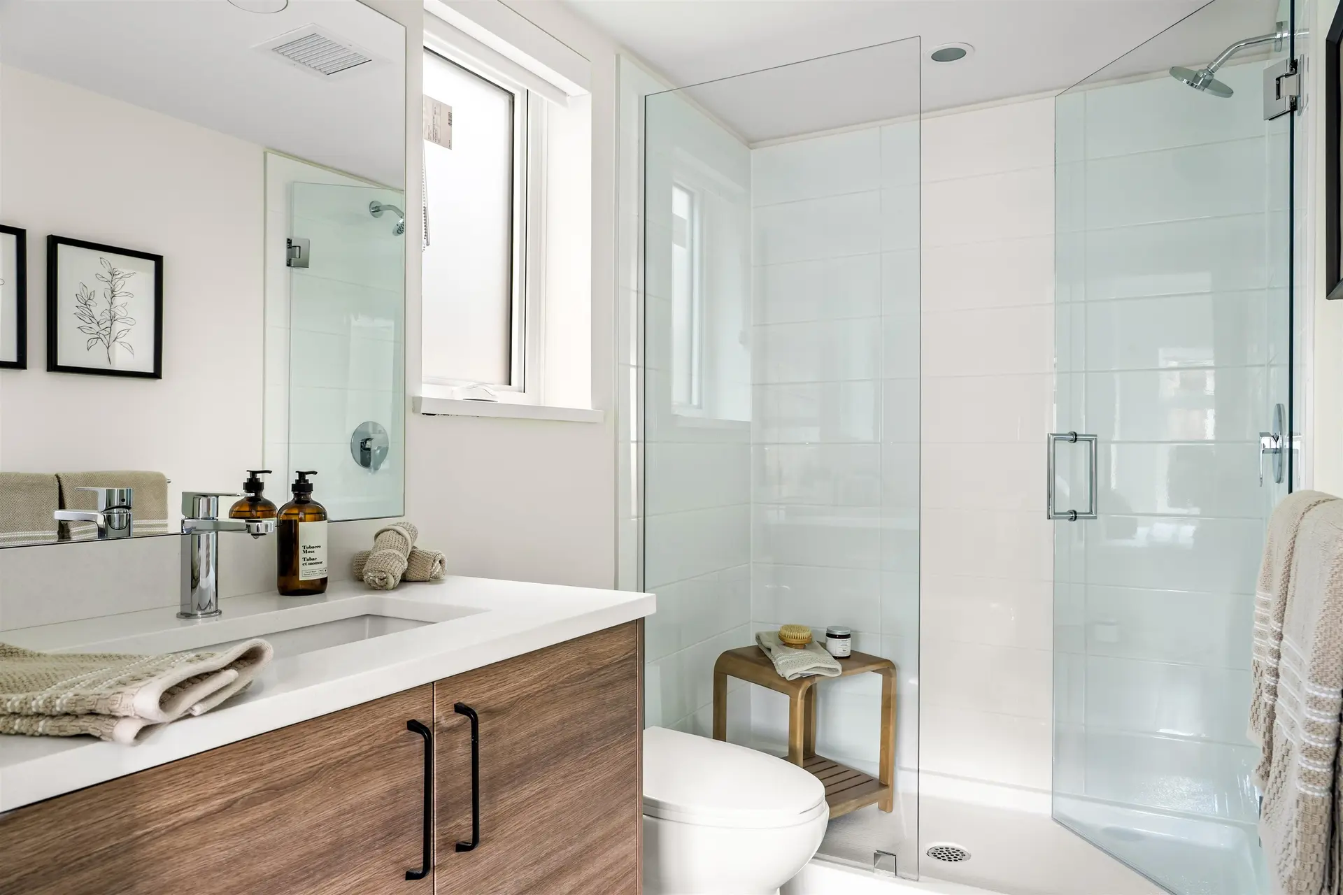 #20 2150 Rindall Avenue - Image 7