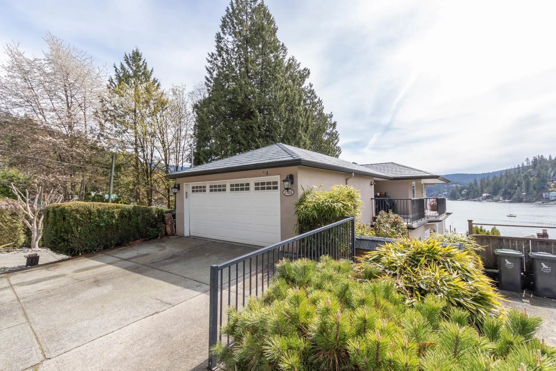 2588 Panorama Drive - Image 7