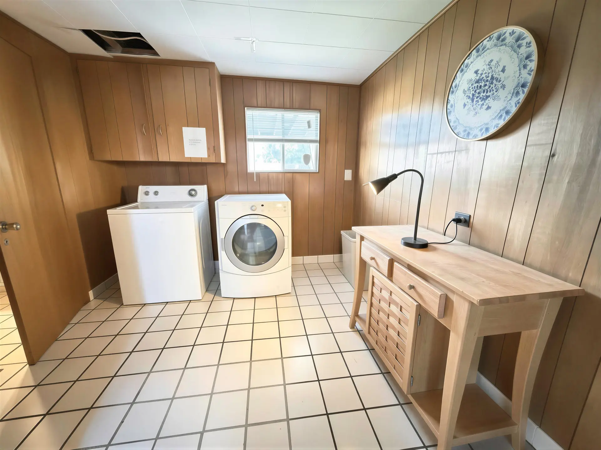 10580 Dennis Crescent - Image 17