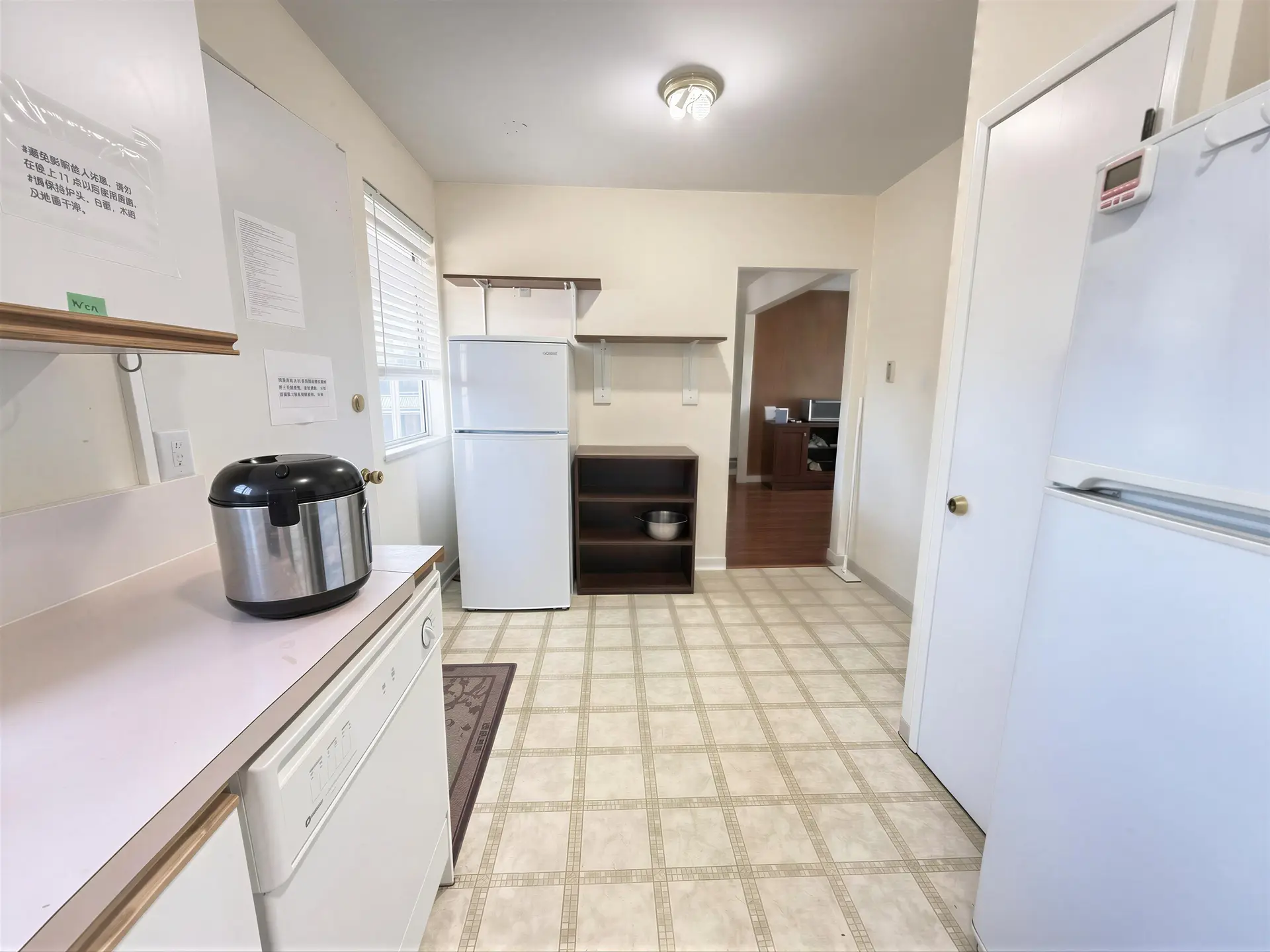10580 Dennis Crescent - Image 7