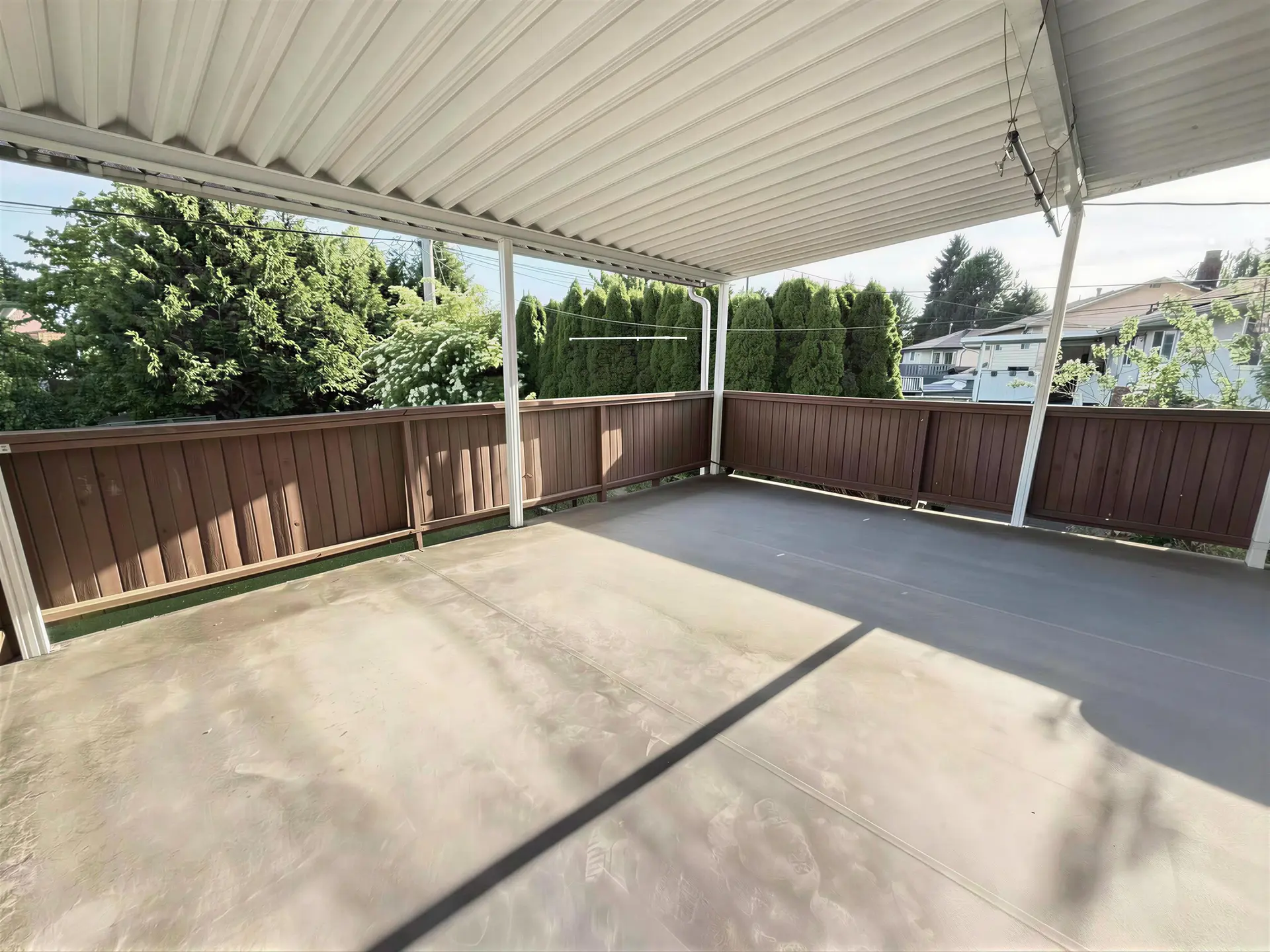 10580 Dennis Crescent - Image 9