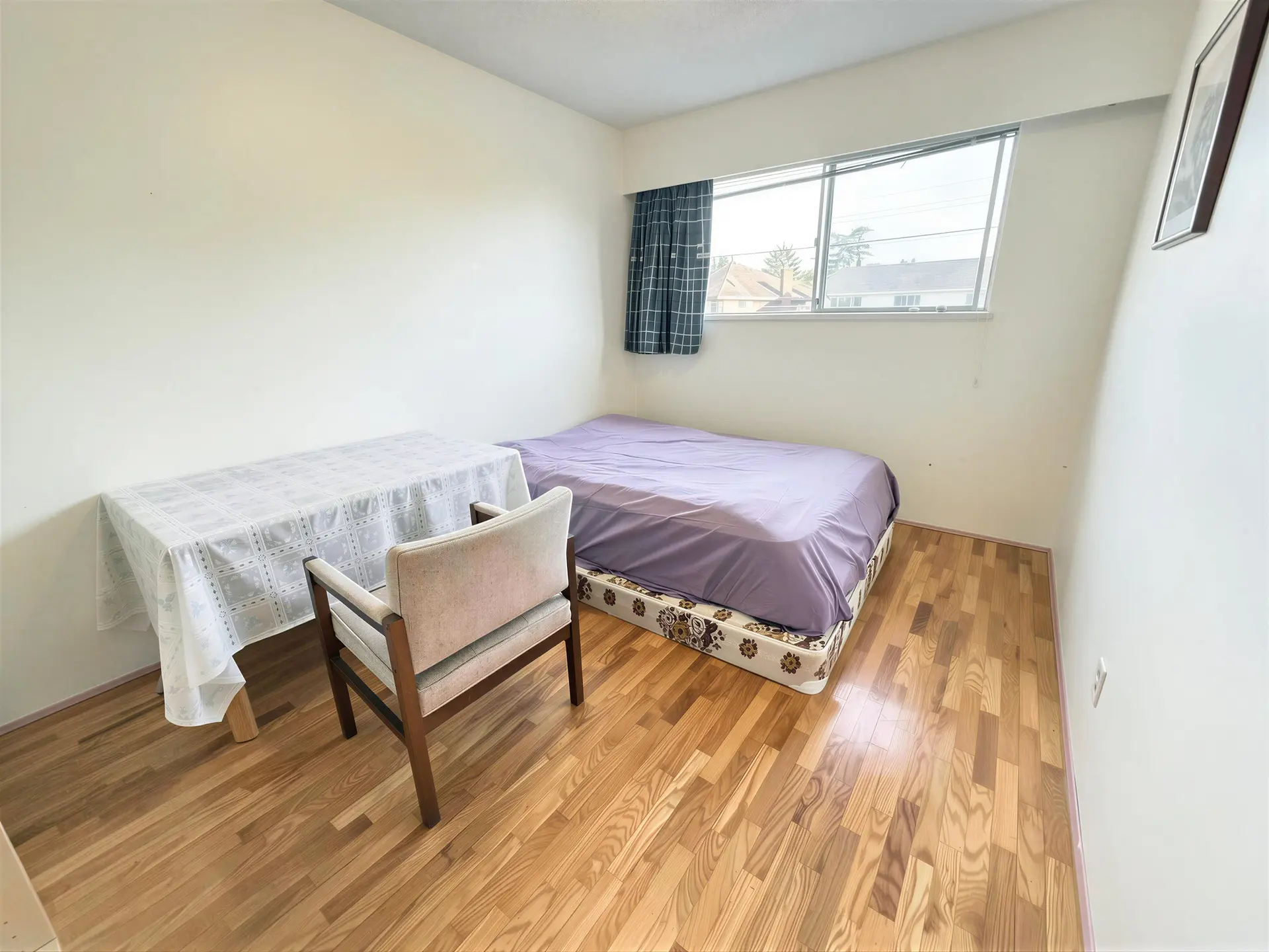 10580 Dennis Crescent - Image 11