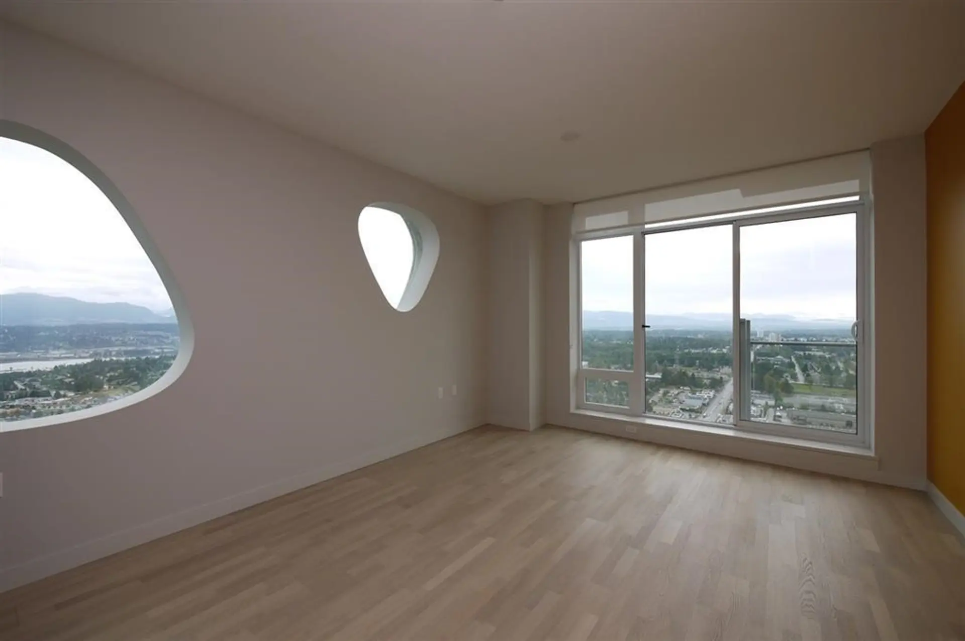 #4501 13495 Central Avenue - Image 5