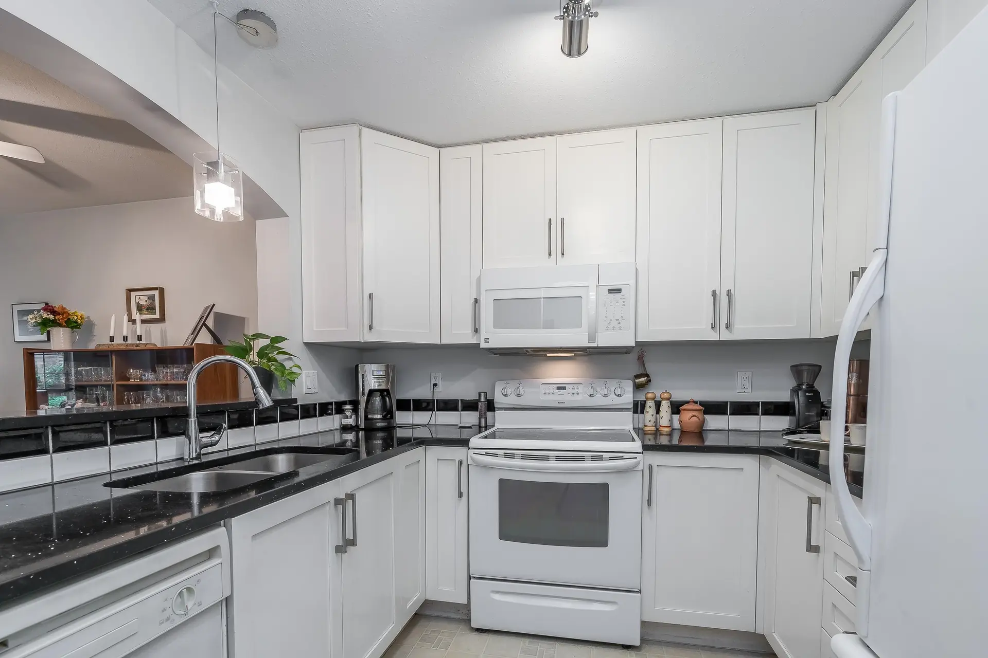 #216 1242 Town Centre Boulevard - Image 6
