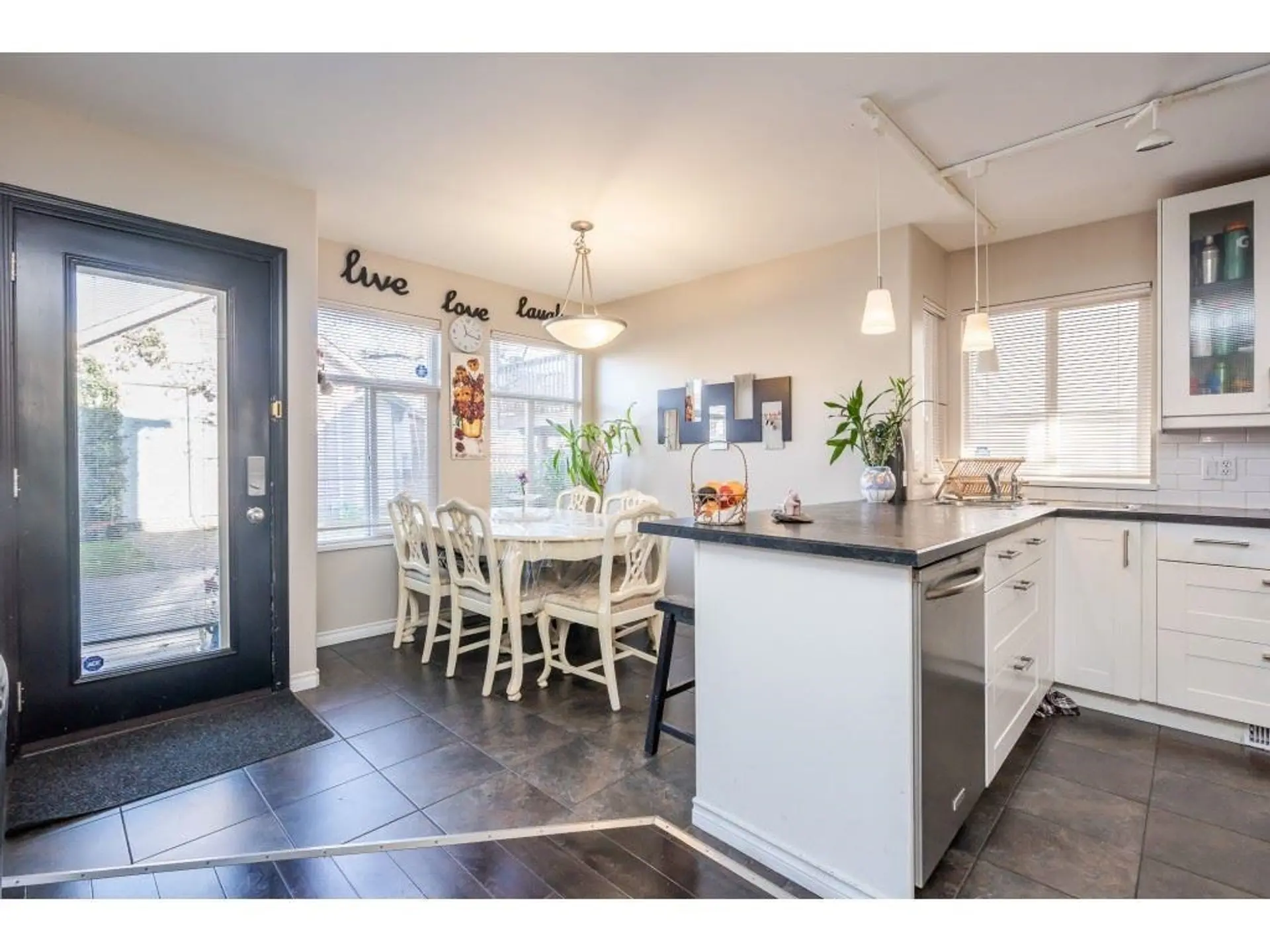 1528 Bond Street - Image 5