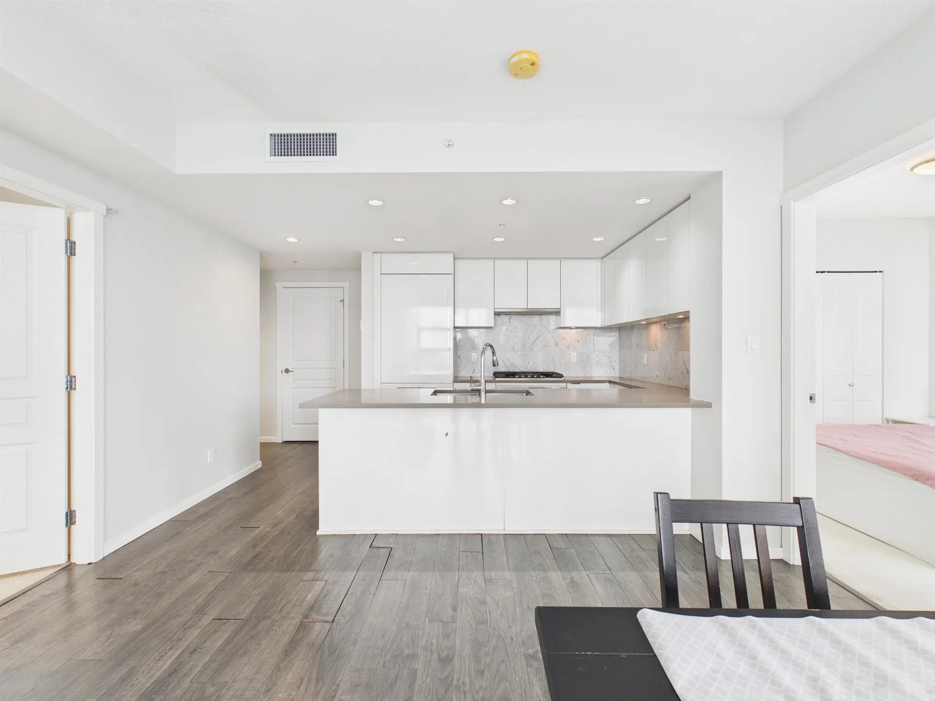 #3603 5883 Barker Avenue - Image 7